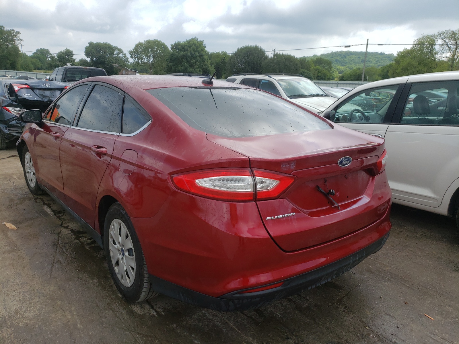 Photo 3 from auction – 2013 FORD FUSION S with VIN 3FA6P0G74DR258509