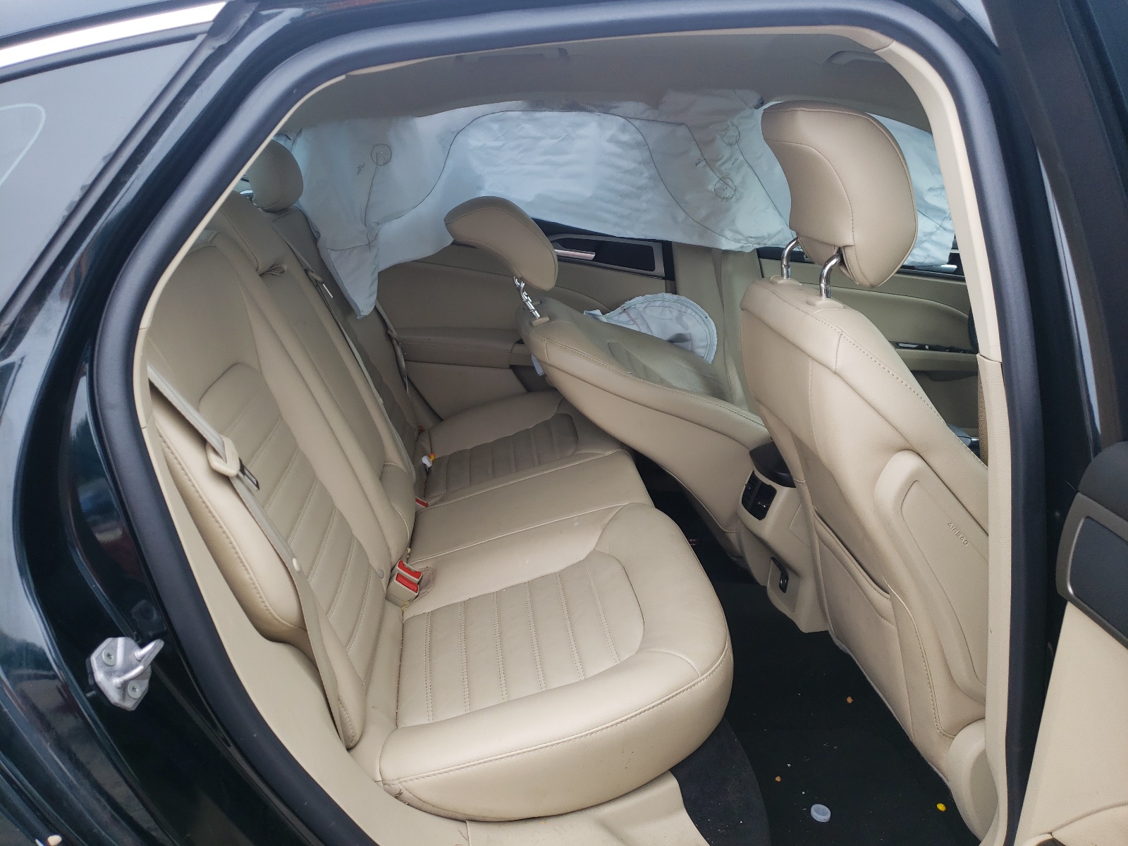 Photo 6 from auction – 2014 FORD FUSION SE with VIN 3FA6P0H92ER202148