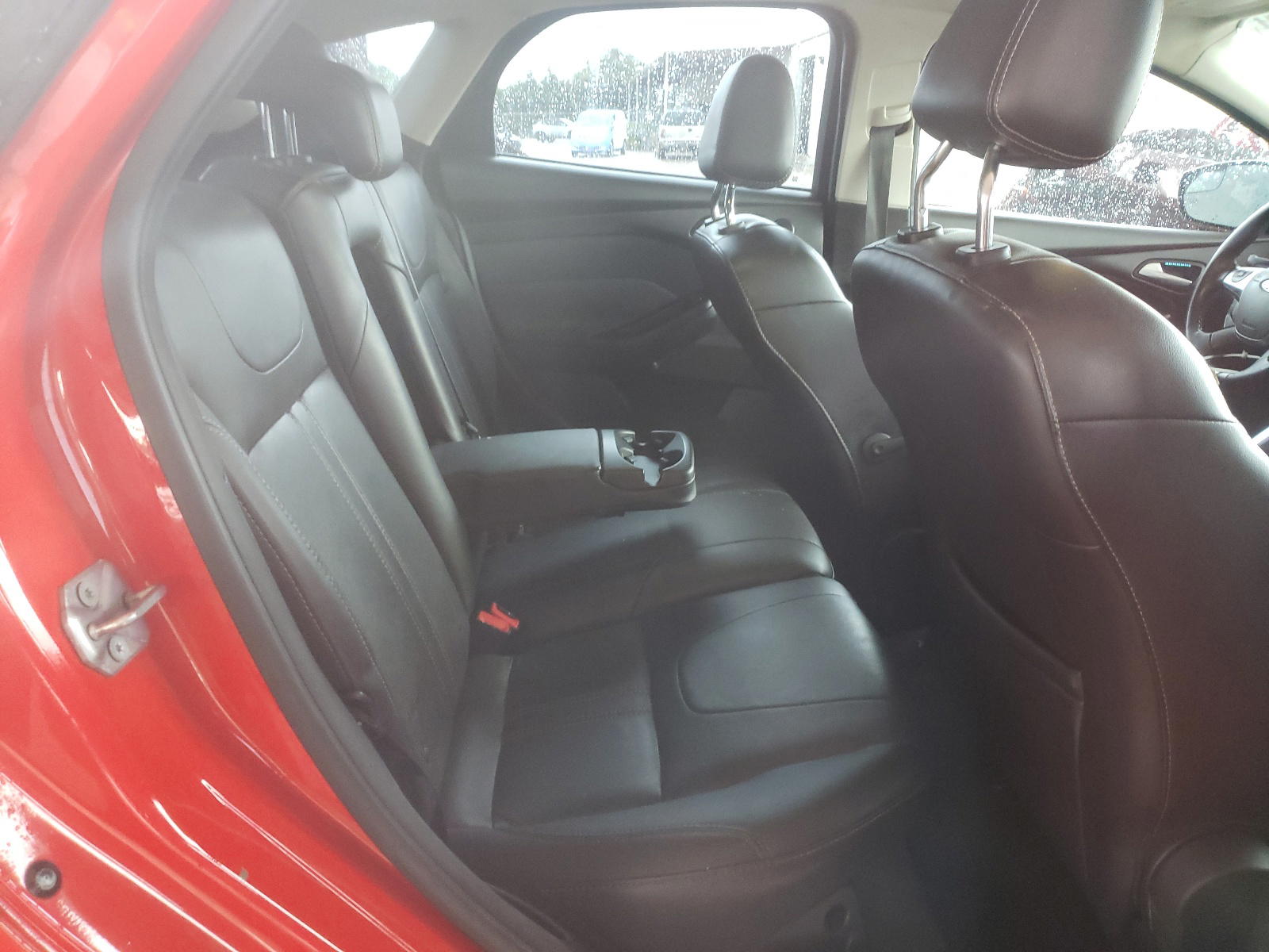 Photo 6 from auction – 2012 FORD FOCUS SEL with VIN 1FAHP3M26CL193128