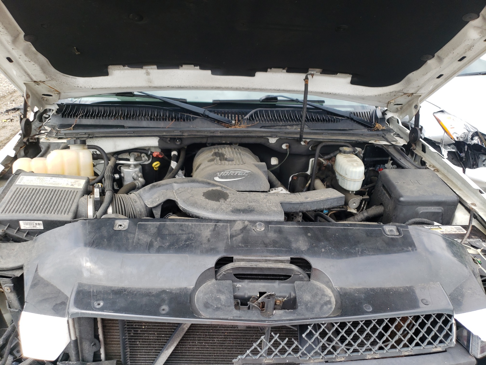 Photo 7 from auction – 2005 CHEVROLET AVALANCHE with VIN 3GNEK12Z05G204258