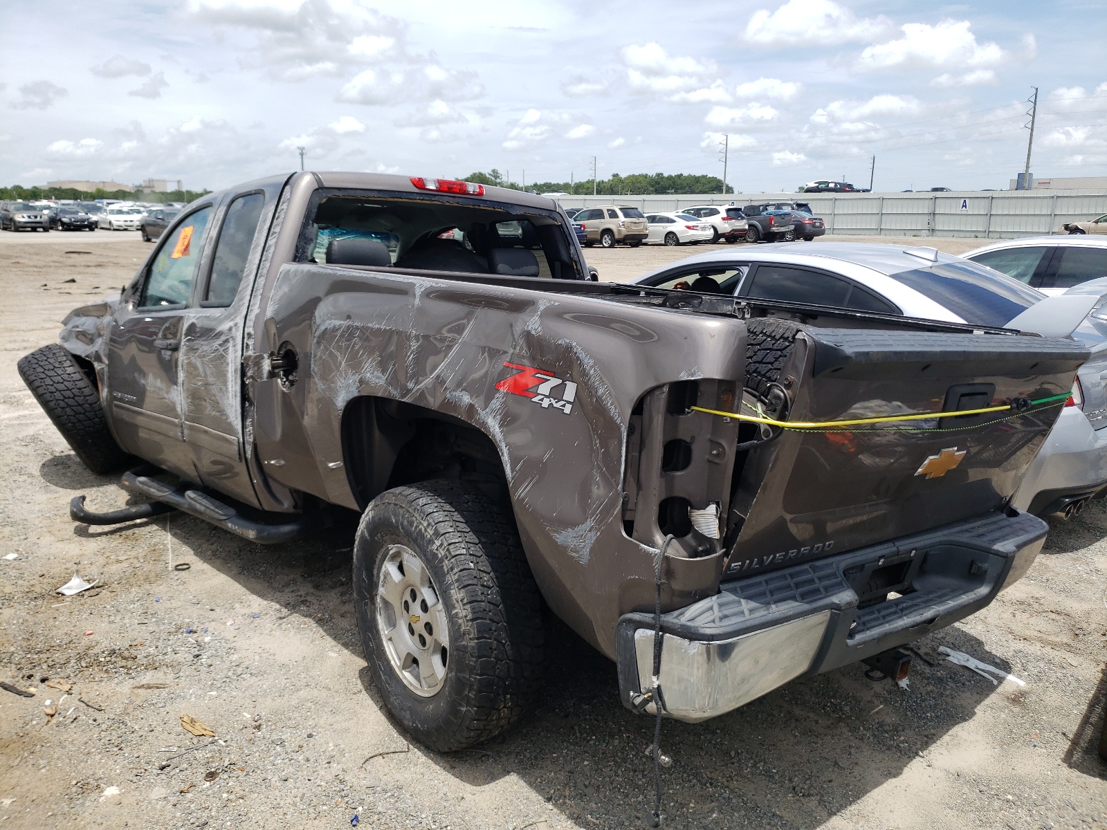 Photo 3 from auction – 2013 CHEVROLET SILVERADO with VIN 1GCRKSE7XDZ153294