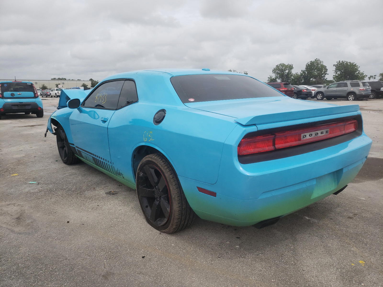 Photo 16 from auction – 2014 DODGE CHALLENGER with VIN 2C3CDYAGXEH302530