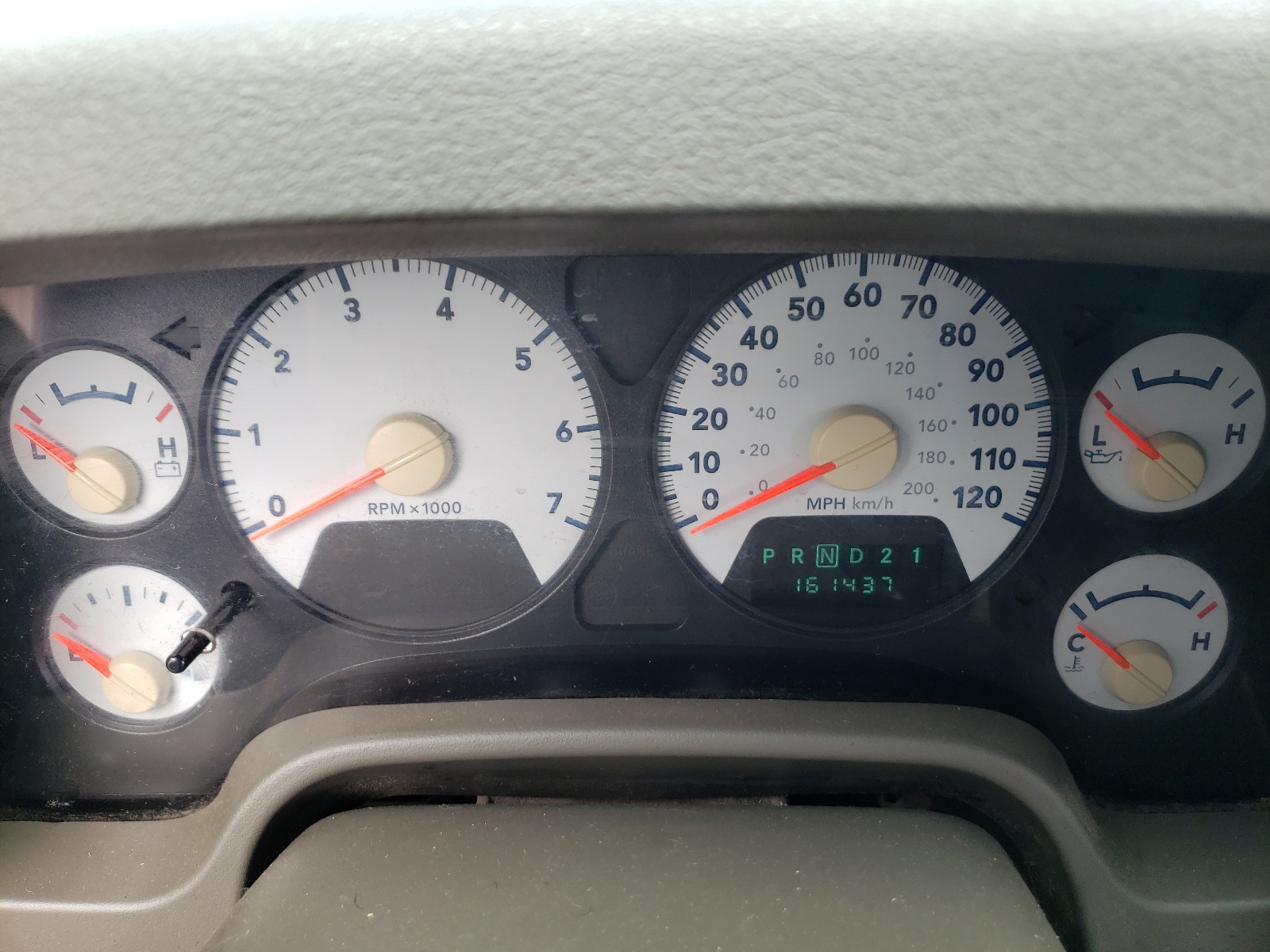 Photo 8 from auction – 2007 DODGE RAM 1500 S with VIN 1D7HU18P67J533236