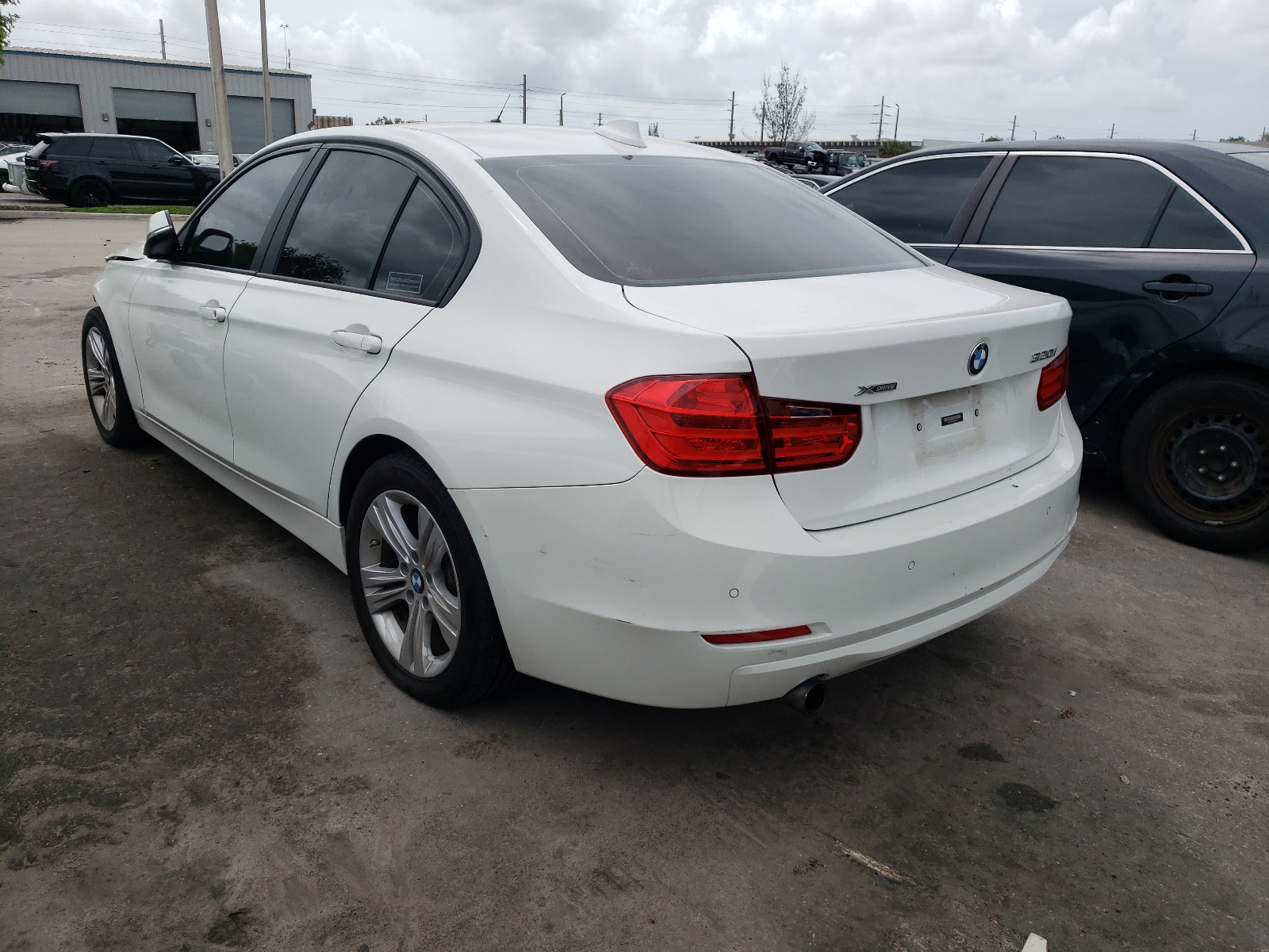 Photo 3 from auction – 2015 BMW 320 I XDRI with VIN WBA3C3C50FP663014