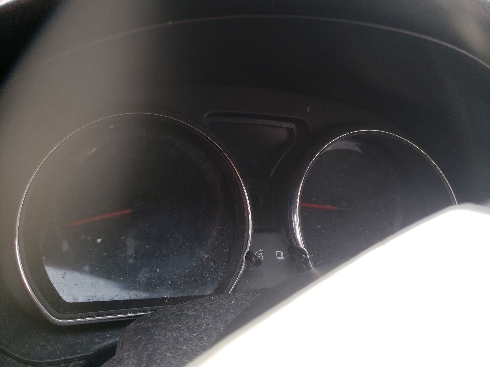 Photo 8 from auction – 2018 NISSAN VERSA S with VIN 3N1CN7AP8JL844345