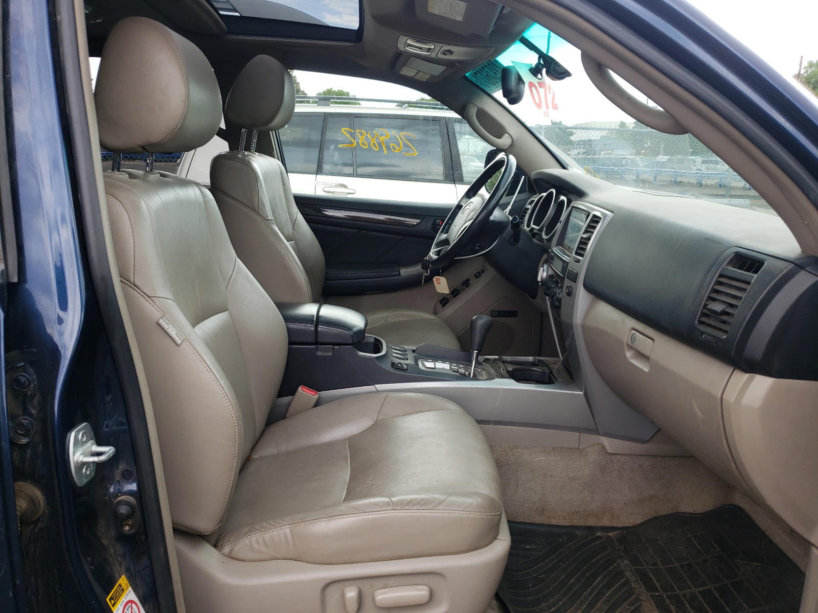 Photo 5 from auction – 2004 TOYOTA 4RUNNER LI with VIN JTEBT17R048014039