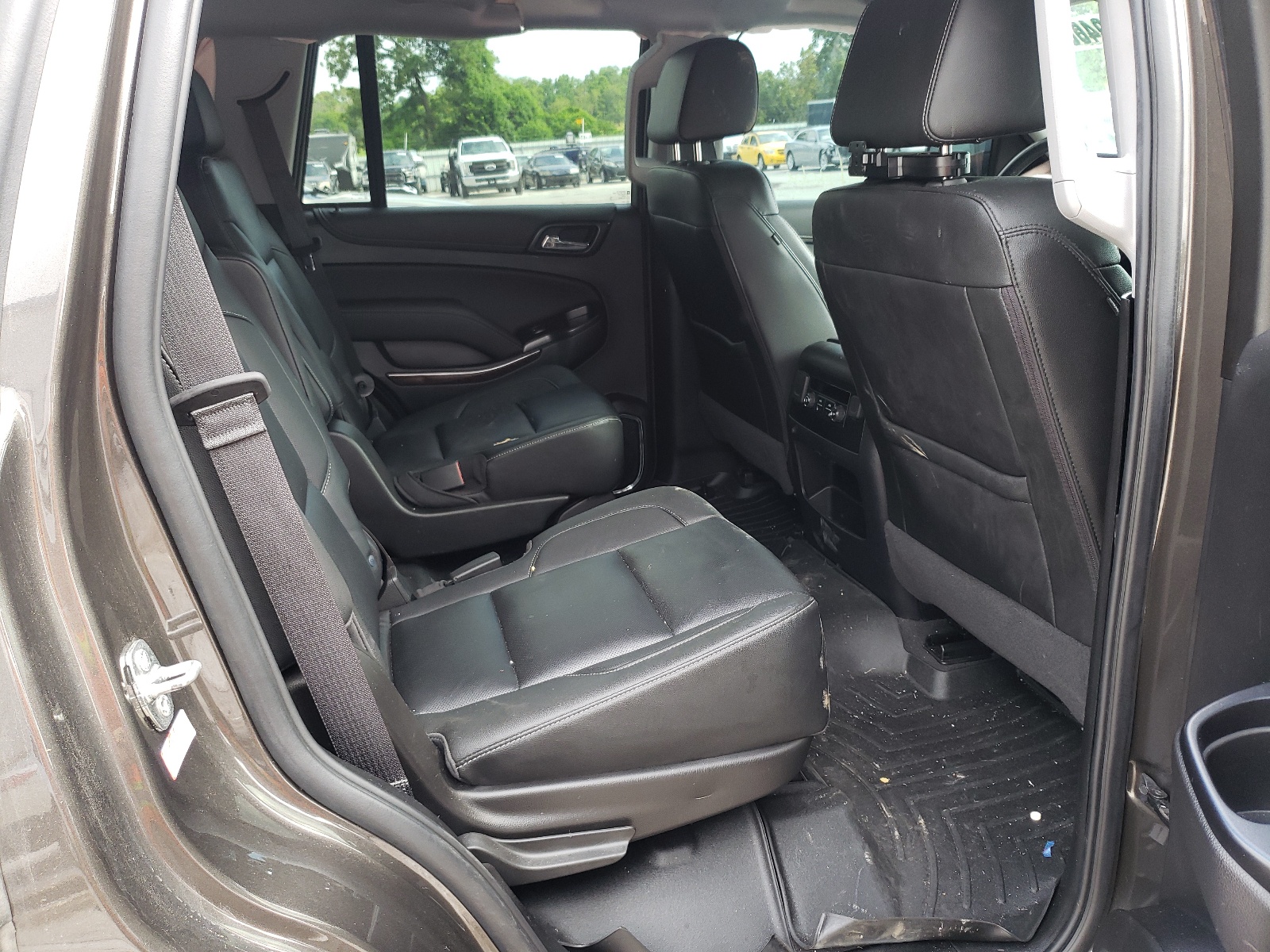 Photo 6 from auction – 2020 GMC YUKON SLT with VIN 1GKS2BKC2LR158513
