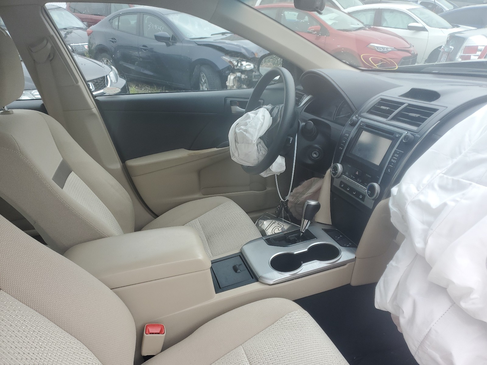 Photo 5 from auction – 2014 TOYOTA CAMRY L with VIN 4T1BF1FK4EU356517