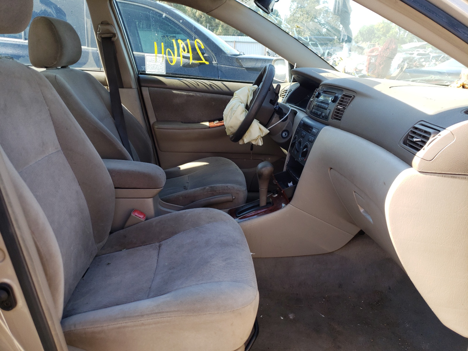 Photo 19 from auction – 2005 TOYOTA COROLLA CE with VIN 1NXBR32E85Z460026