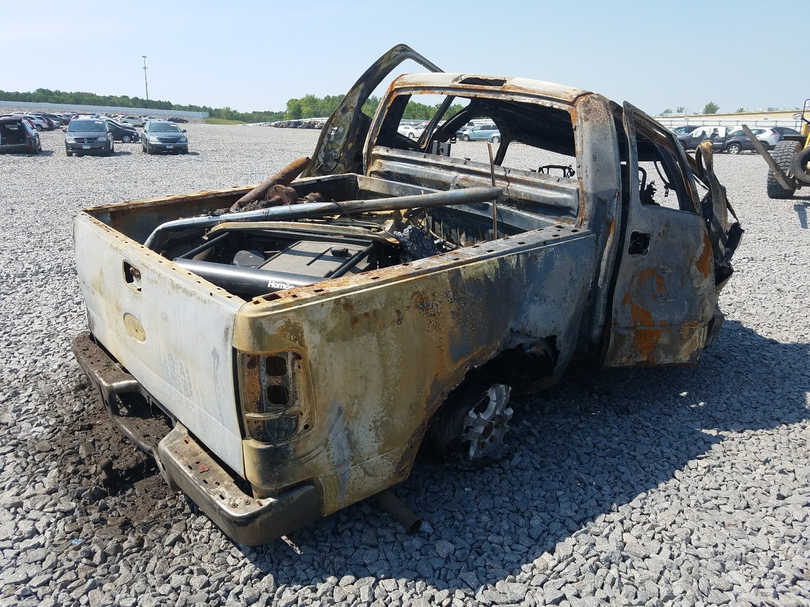 Photo 4 from auction – 2005 FORD F150 SUPER with VIN 1FTPW14585KC66435