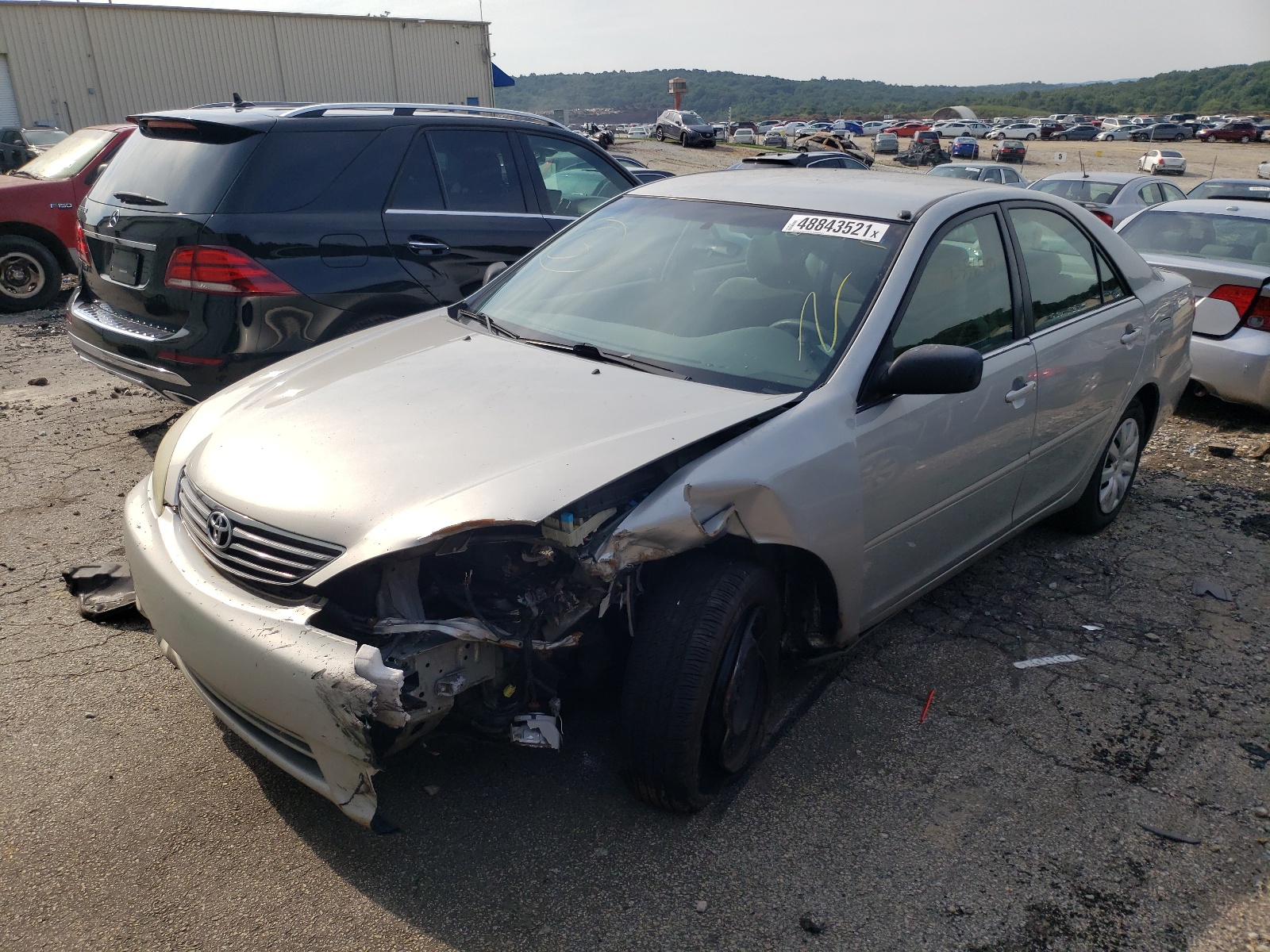Photo 2 from auction – 2005 TOYOTA CAMRY LE with VIN 4T1BE32K55U058272
