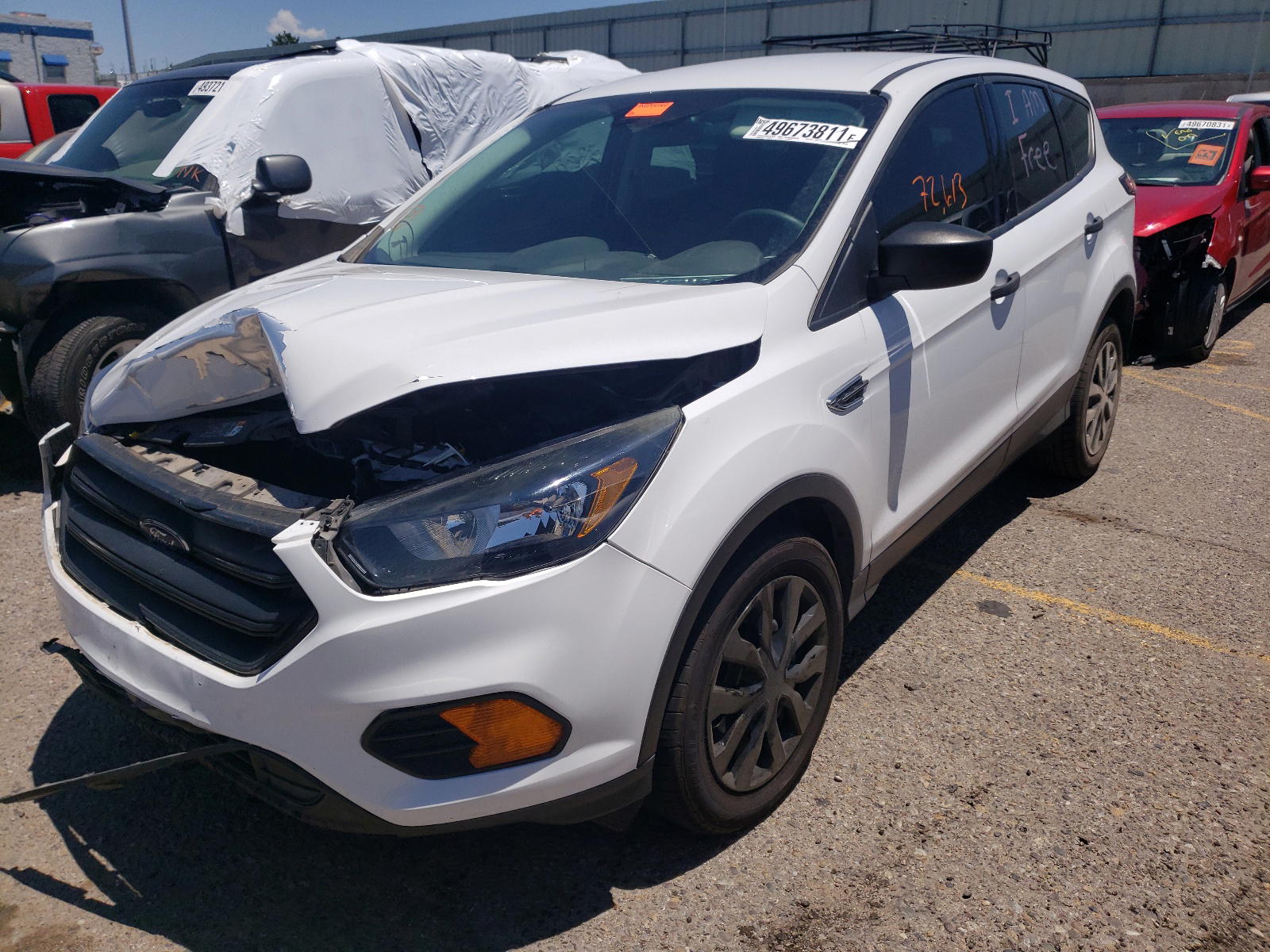 Photo 2 from auction – 2018 FORD ESCAPE S with VIN 1FMCU0F76JUB73338