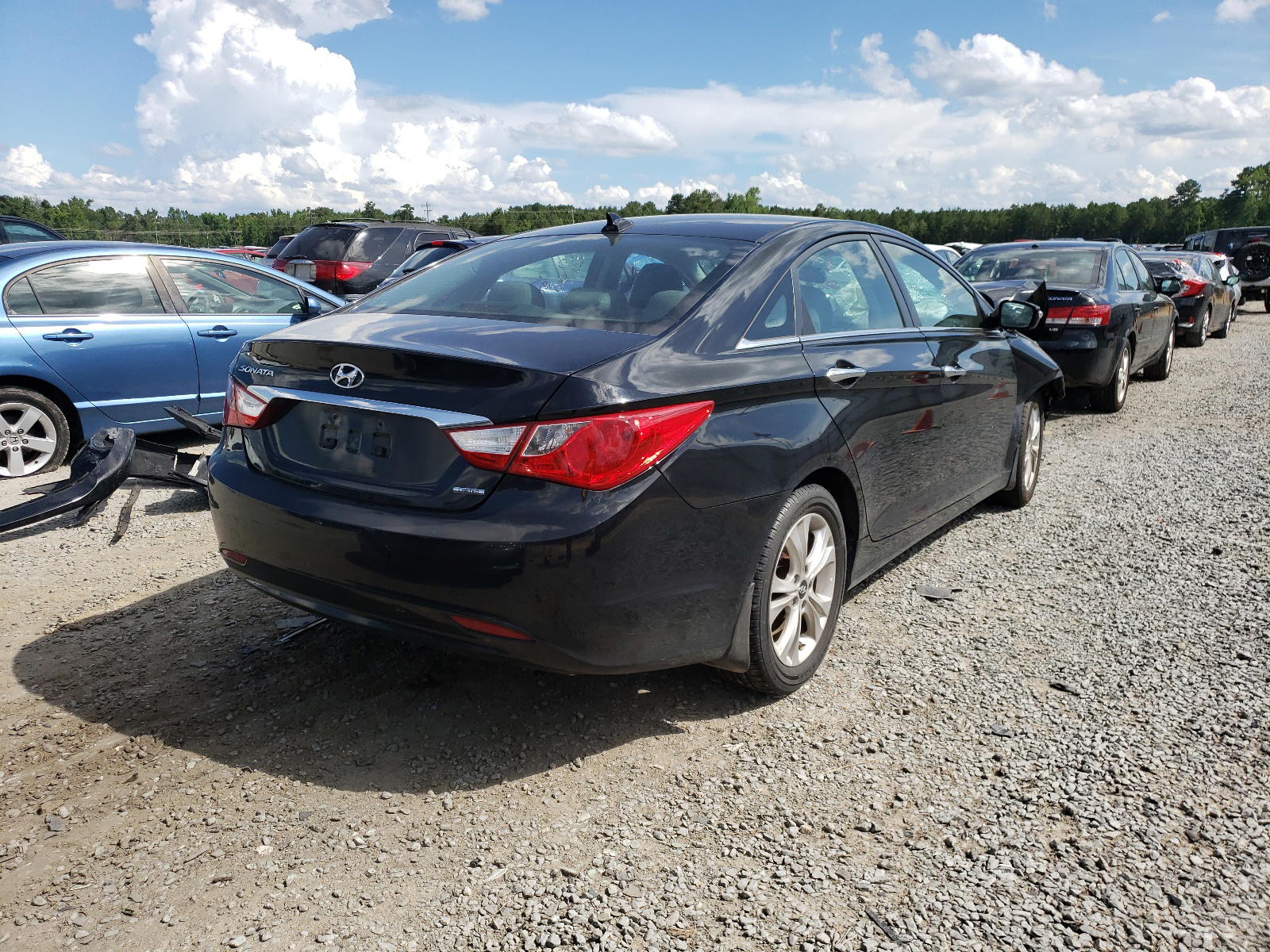 Photo 4 from auction – 2012 HYUNDAI SONATA SE with VIN 5NPEC4AC9DH639824