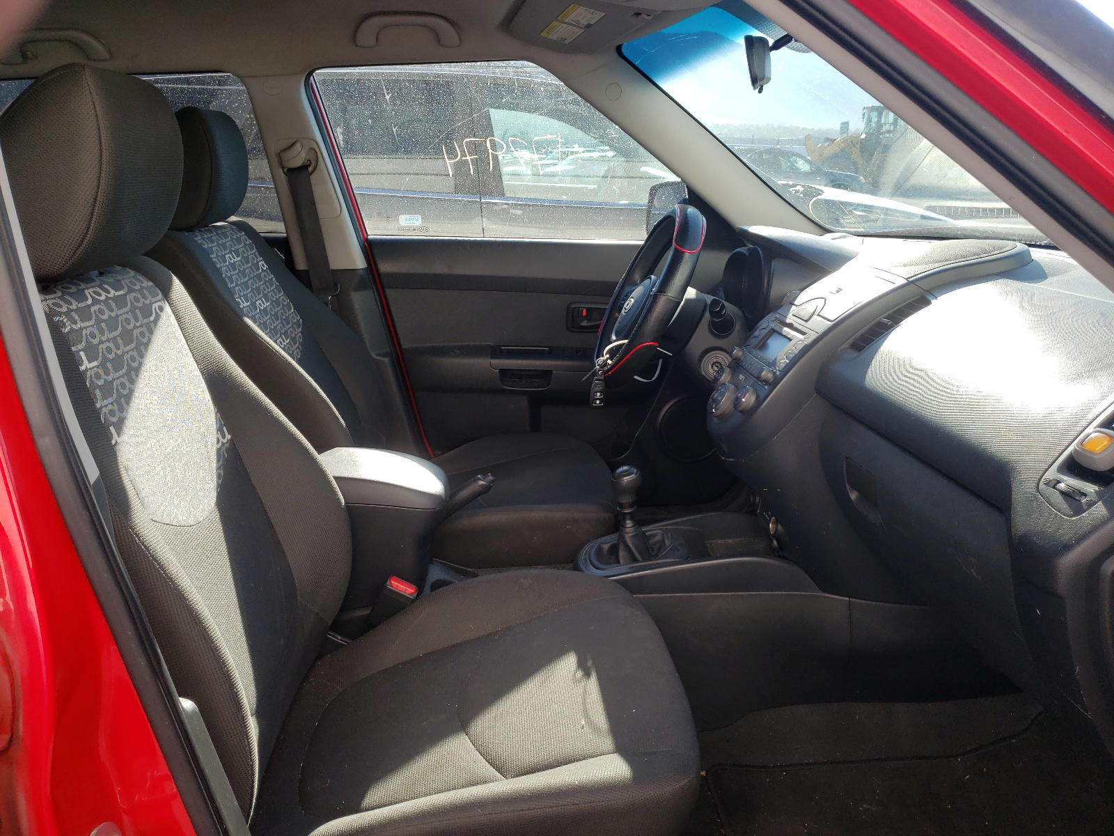 Photo 5 from auction – 2010 KIA SOUL + with VIN KNDJT2A27A7064388