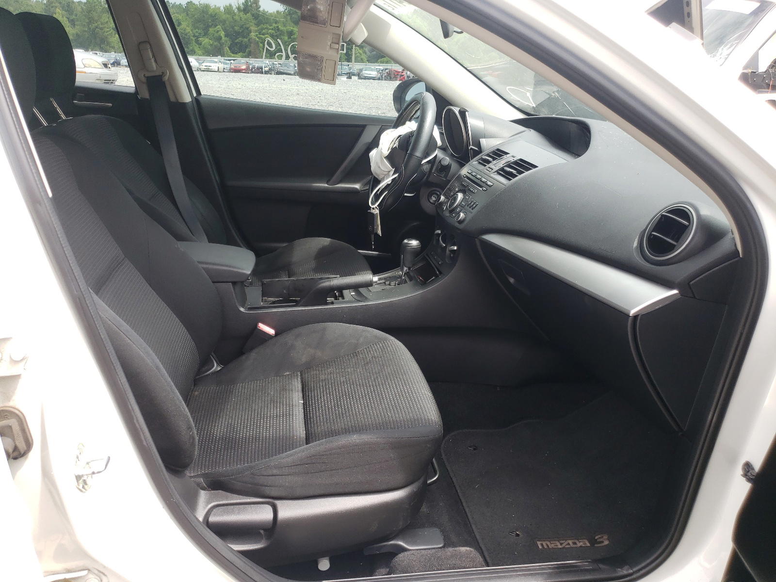 Photo 5 from auction – 2012 MAZDA 3 I with VIN JM1BL1V83C1566754