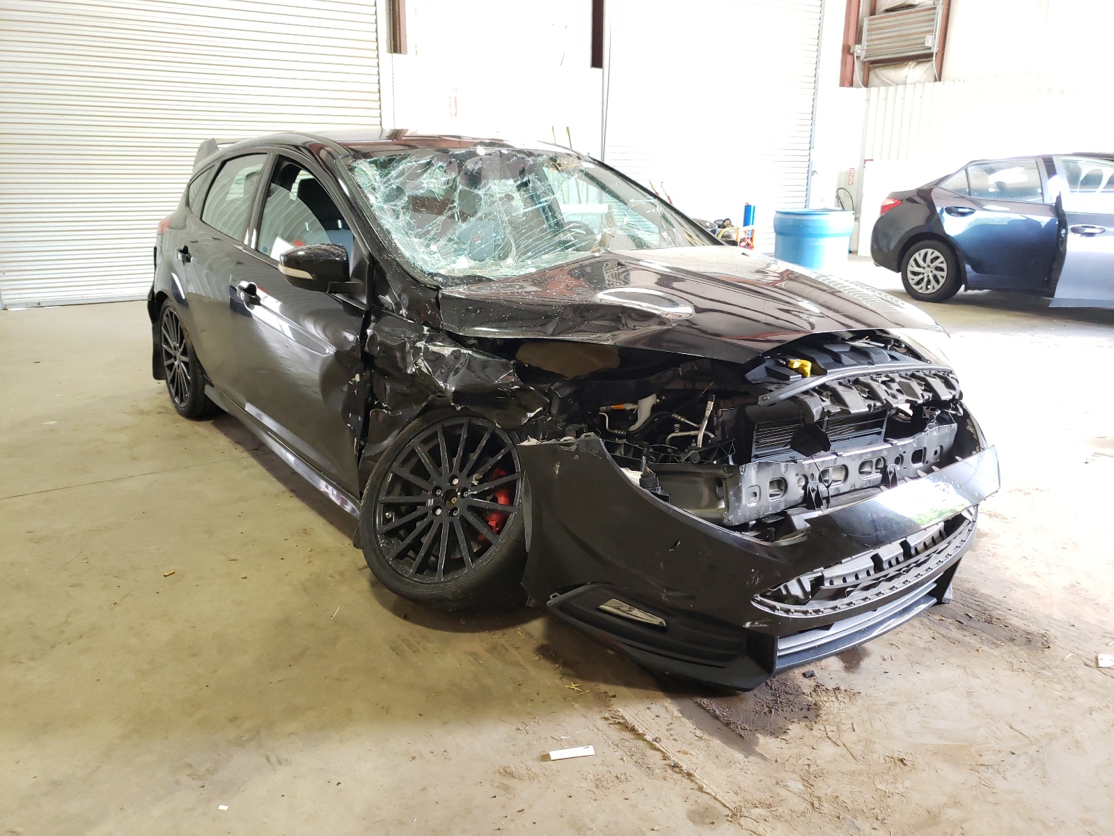 Photo 1 from auction – 2017 FORD FOCUS ST with VIN 1FADP3L98HL227820