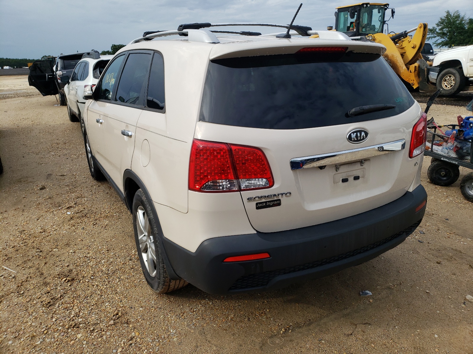 Photo 3 from auction – 2012 KIA SORENTO EX with VIN 5XYKU3A68CG208756