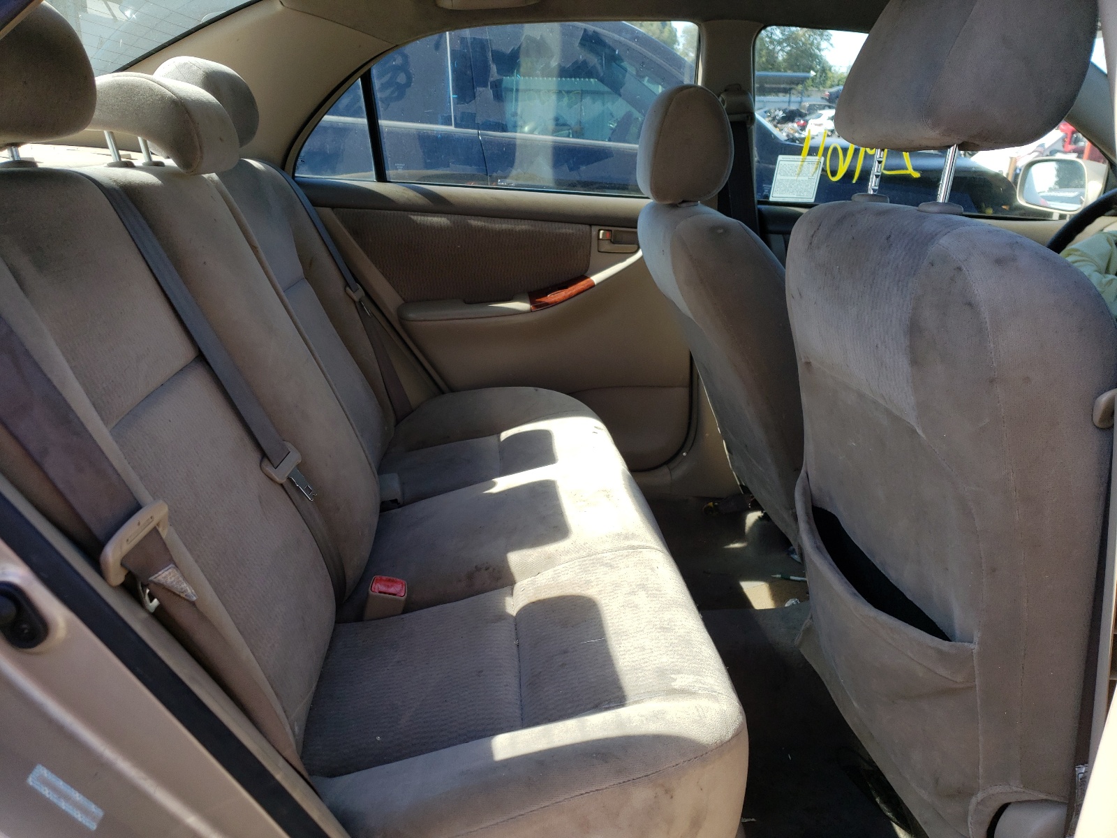 Photo 18 from auction – 2005 TOYOTA COROLLA CE with VIN 1NXBR32E85Z460026