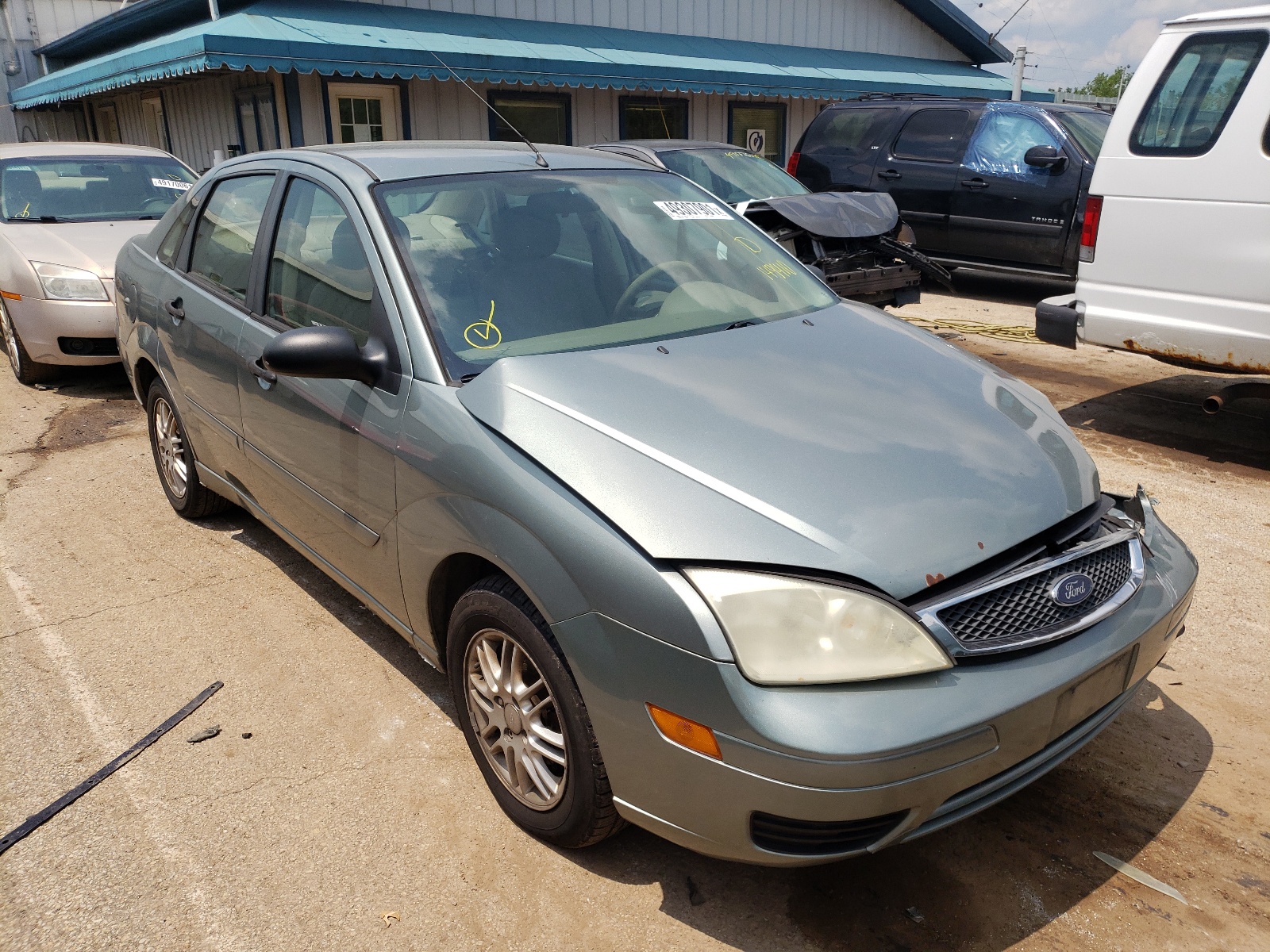 Photo 1 from auction – 2005 FORD FOCUS ZX4 with VIN 1FAFP34N65W149410