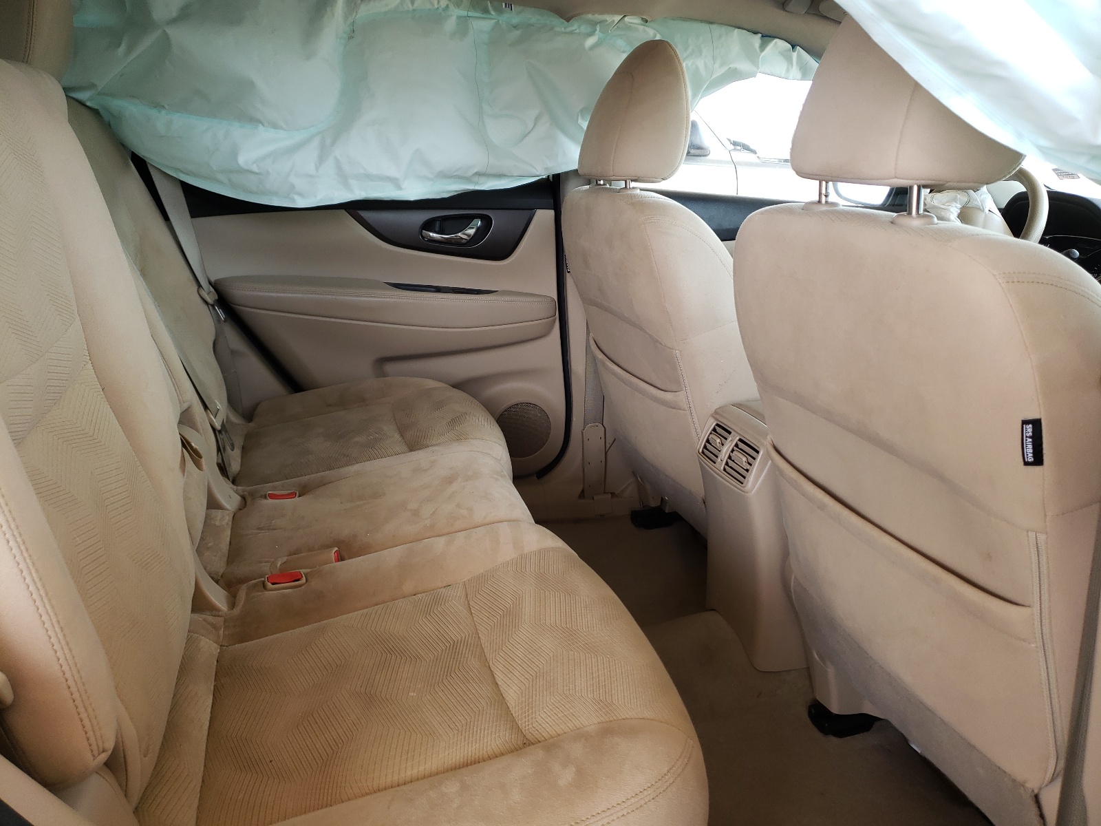 Photo 6 from auction – 2015 NISSAN ROGUE S with VIN 5N1AT2MT7FC769626