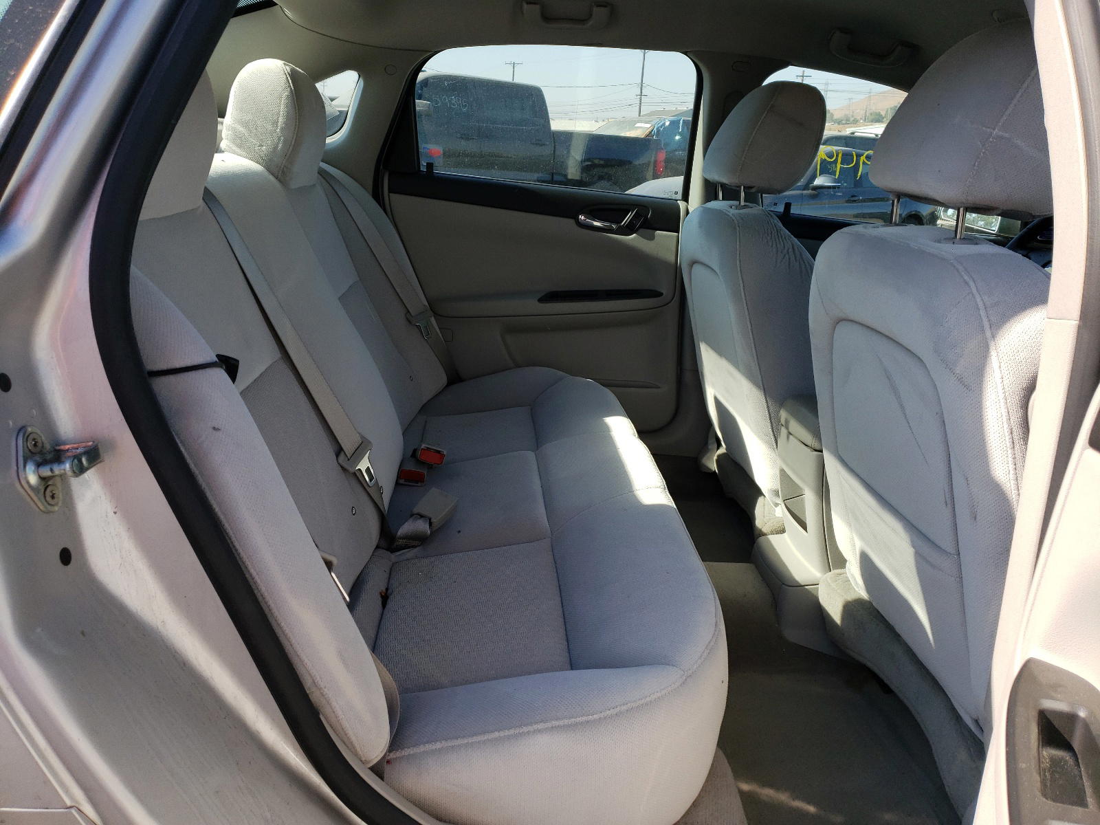 Photo 6 from auction – 2012 CHEVROLET IMPALA LS with VIN 2G1WA5E30C1307919