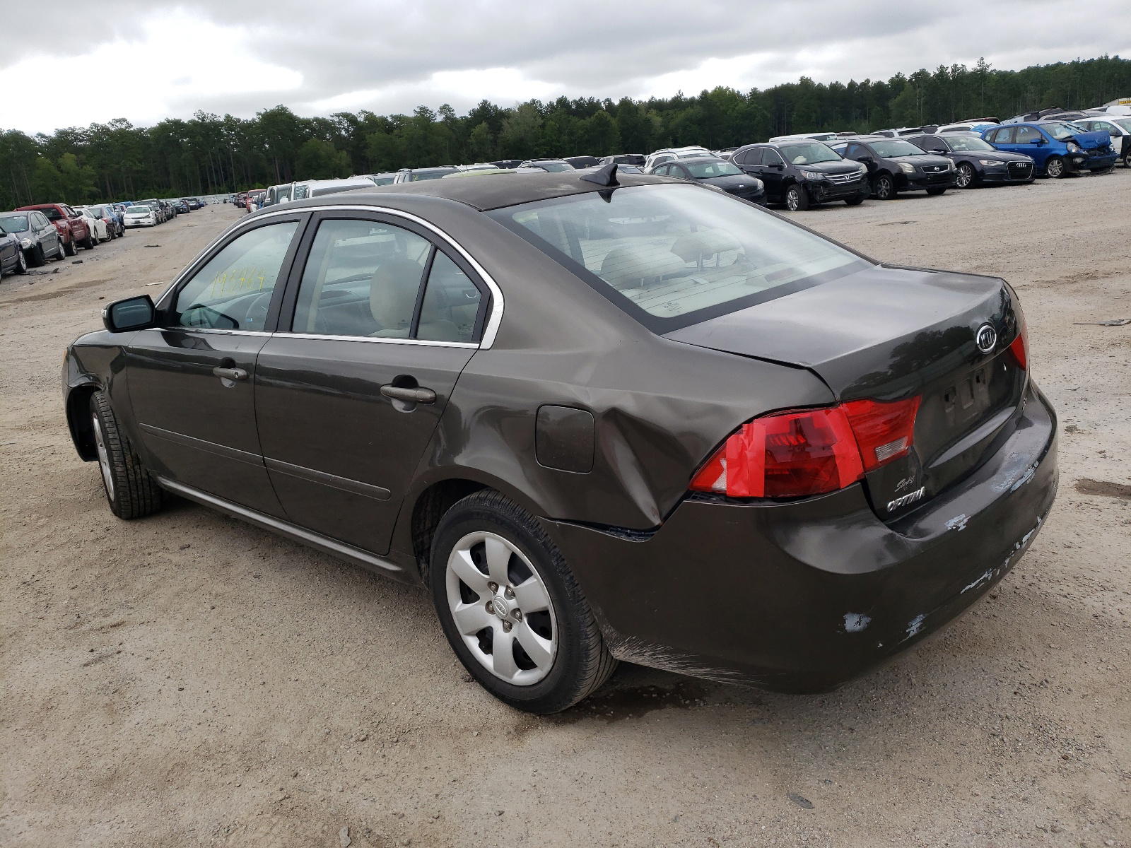 Photo 3 from auction – 2010 KIA OPTIMA LX with VIN KNAGG4A81A5377489