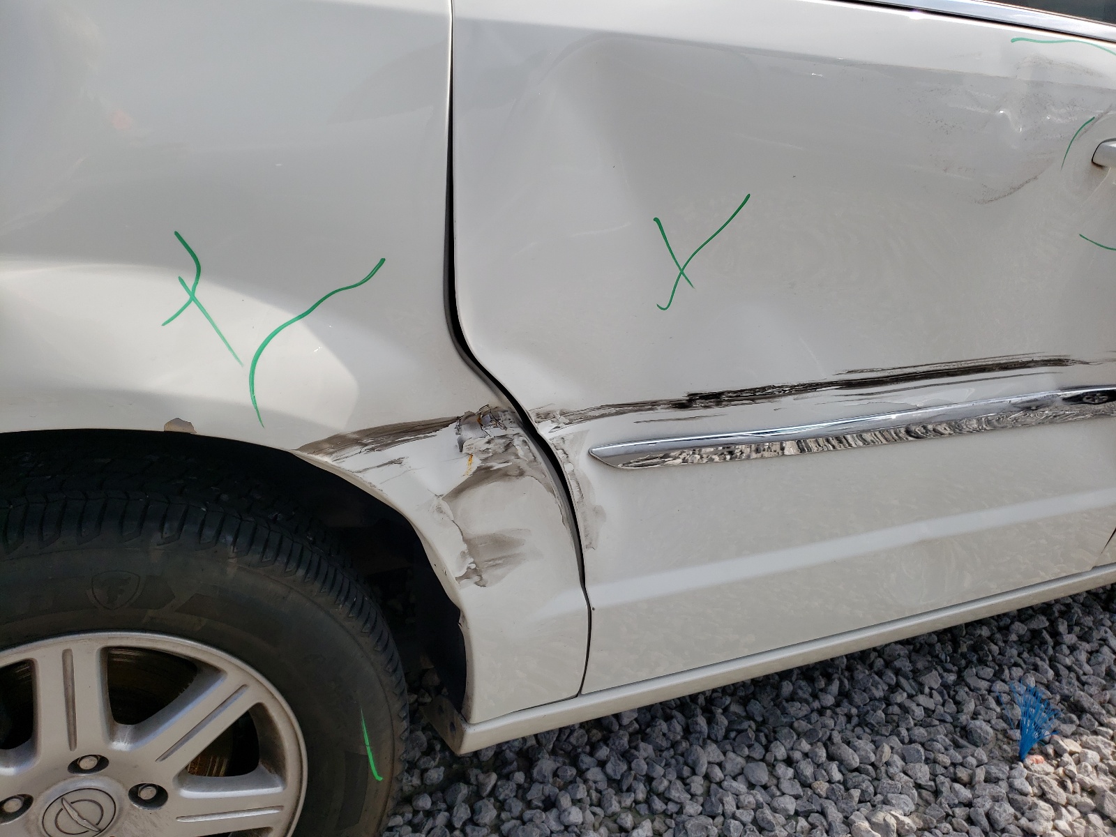 Photo 9 from auction – 2012 CHRYSLER TOWN & COU with VIN 2C4RC1BG0CR351208