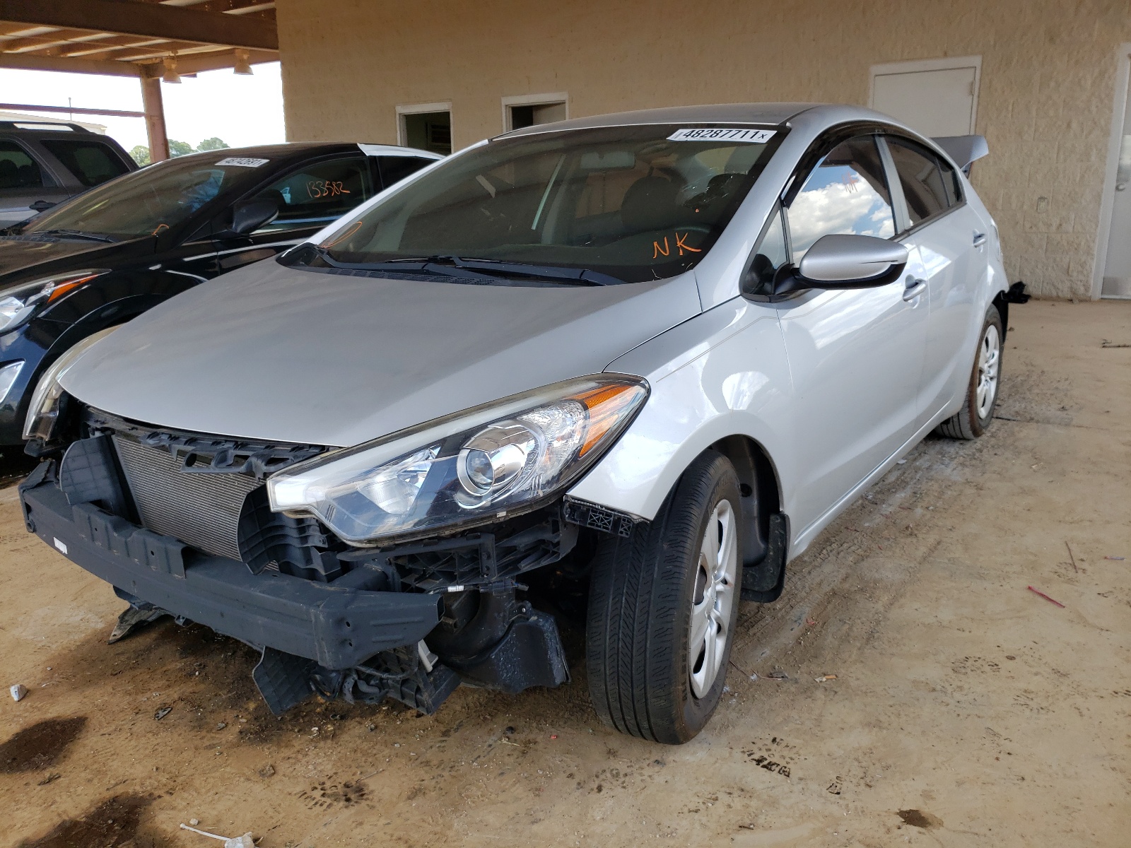 Photo 2 from auction – 2016 KIA FORTE LX with VIN KNAFK4A6XG5601117