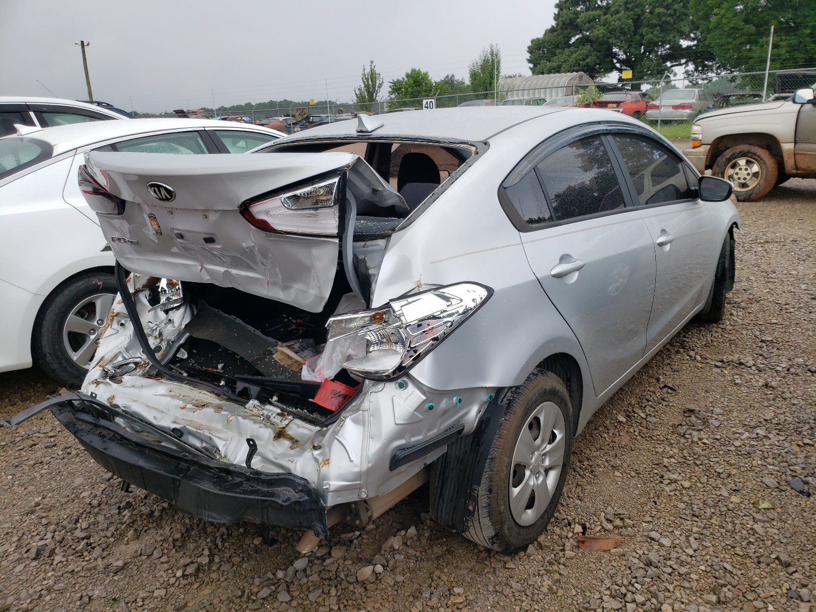 Photo 4 from auction – 2016 KIA FORTE LX with VIN KNAFK4A6XG5601117