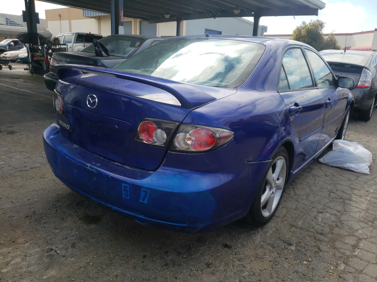 Photo 4 from auction – 2008 MAZDA MAZDA 6 with VIN 1YVHP80C785M39583