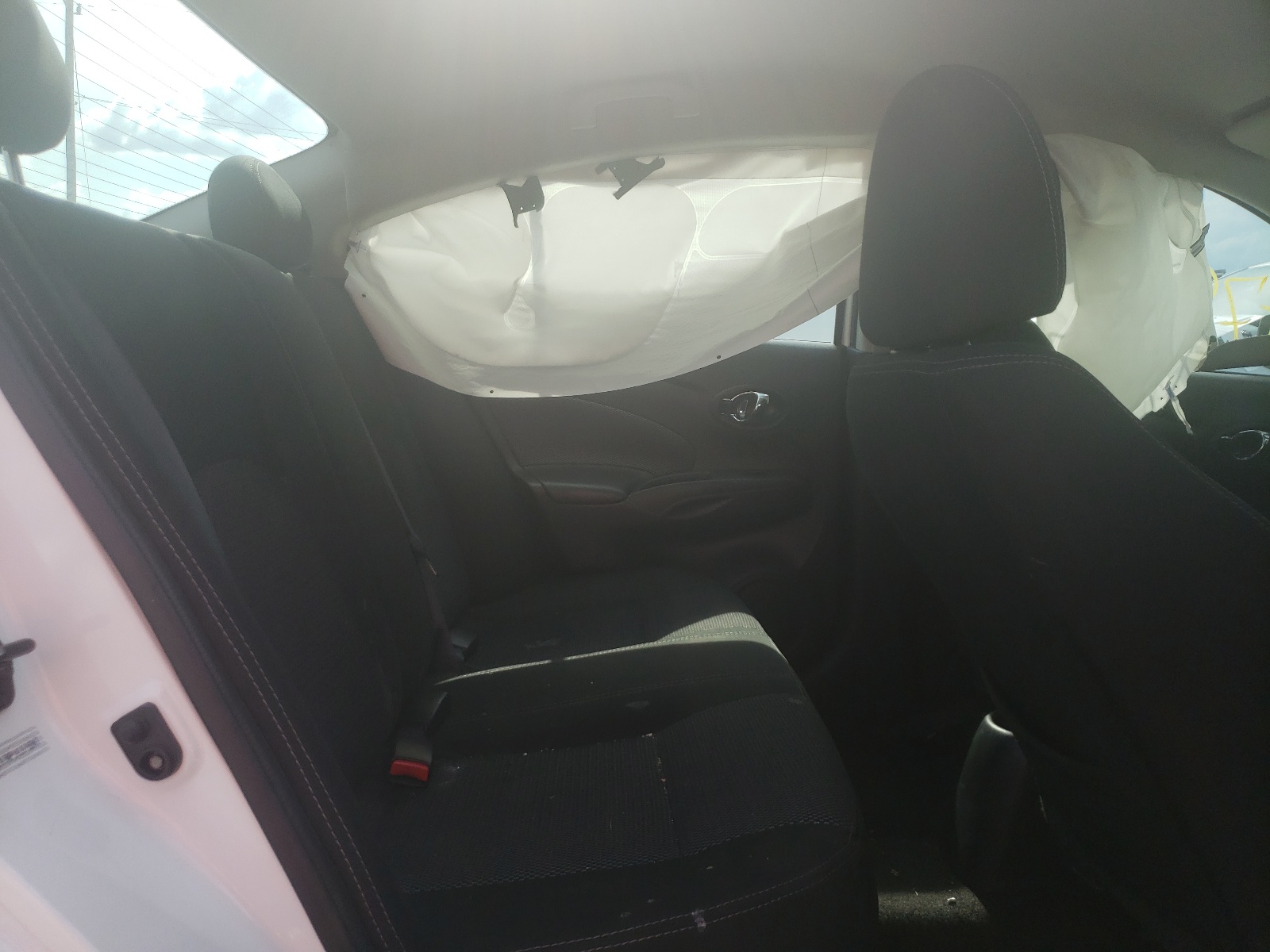 Photo 6 from auction – 2019 NISSAN VERSA S with VIN 3N1CN7AP5KL876347