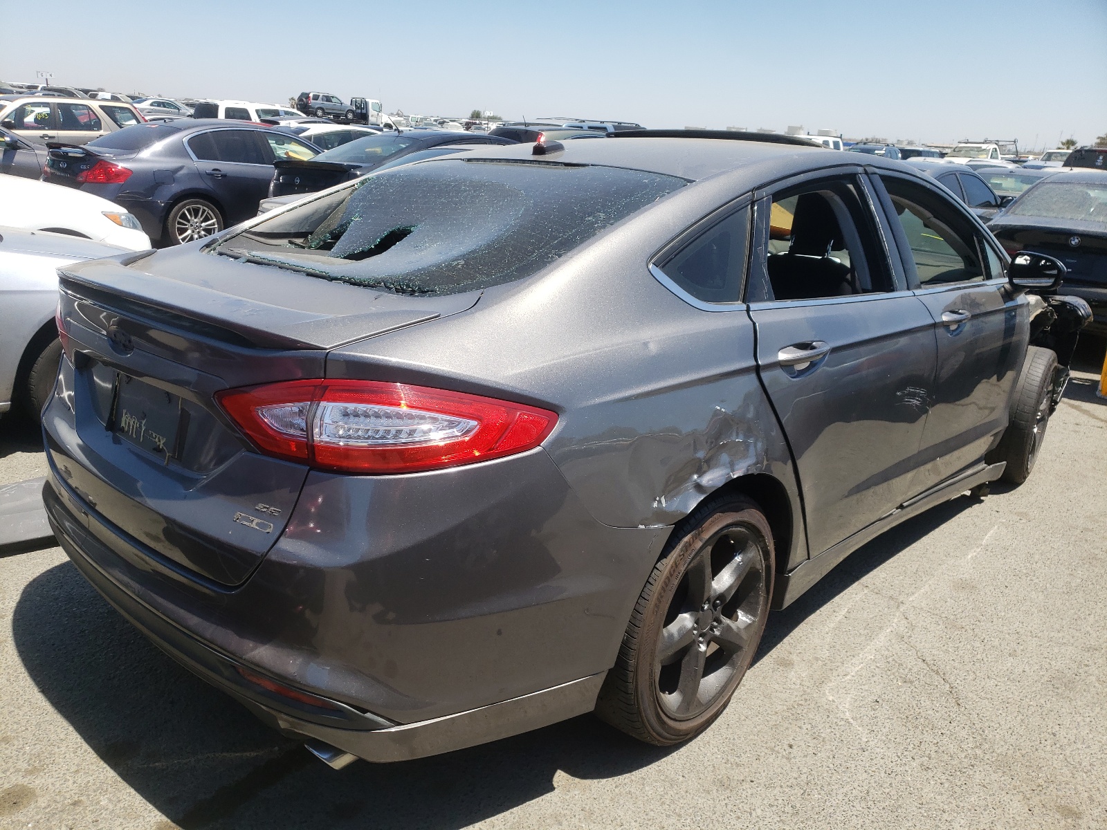 Photo 4 from auction – 2014 FORD FUSION SE with VIN 3FA6P0HD4ER186295