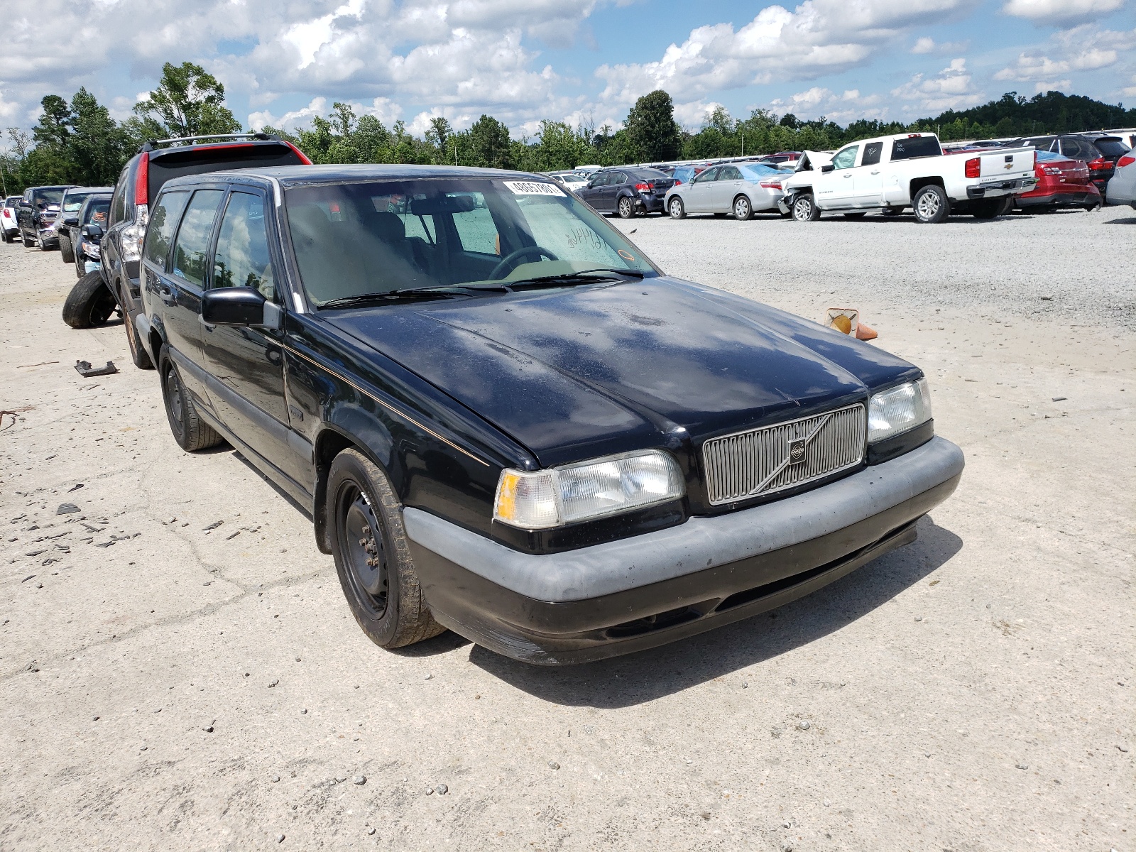 VOLVO 850 1997 with VIN YV1LW554XV2326673 - Photo from auction