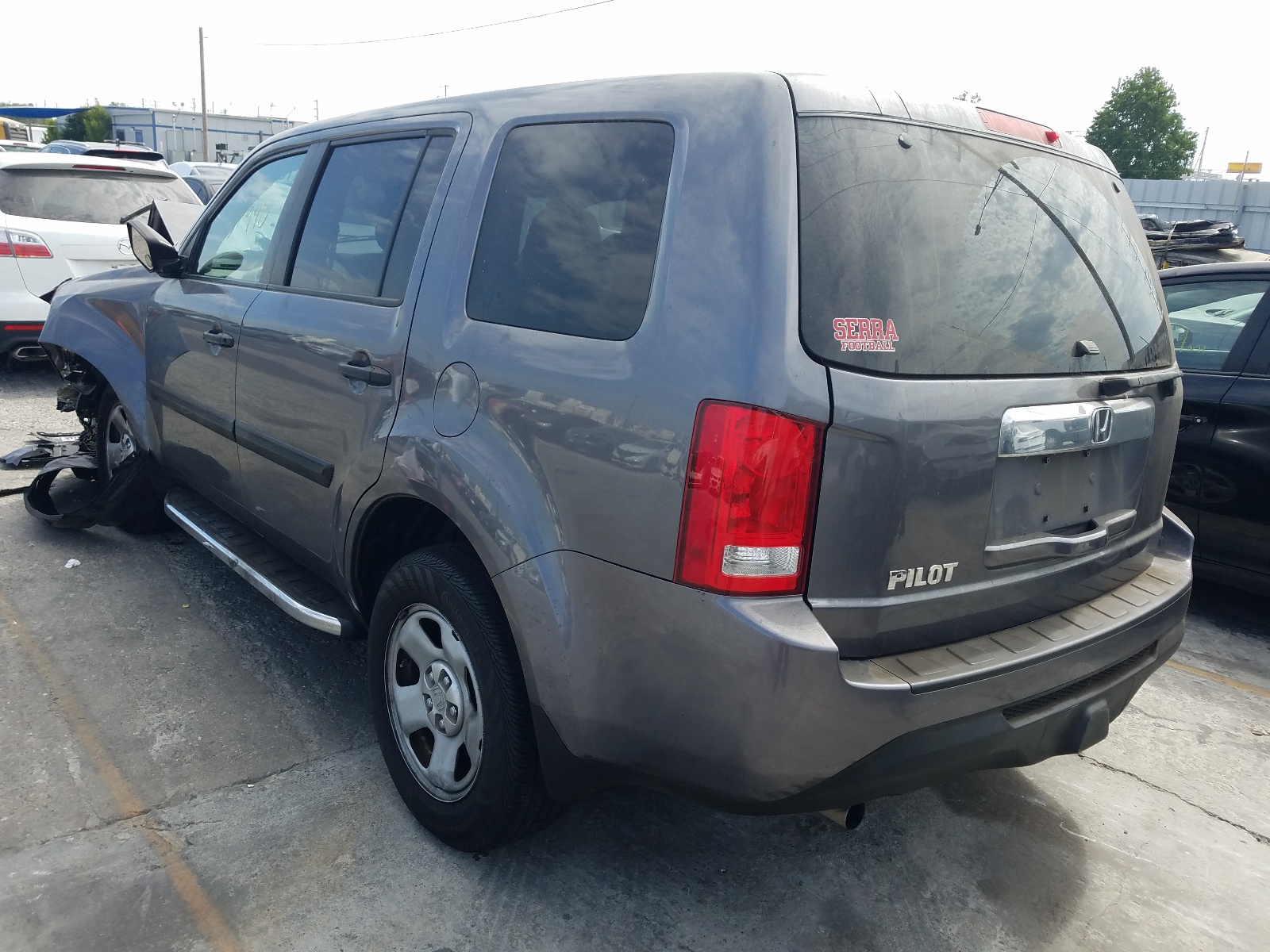 Photo 3 from auction – 2015 HONDA PILOT LX with VIN 5FNYF3H21FB031437