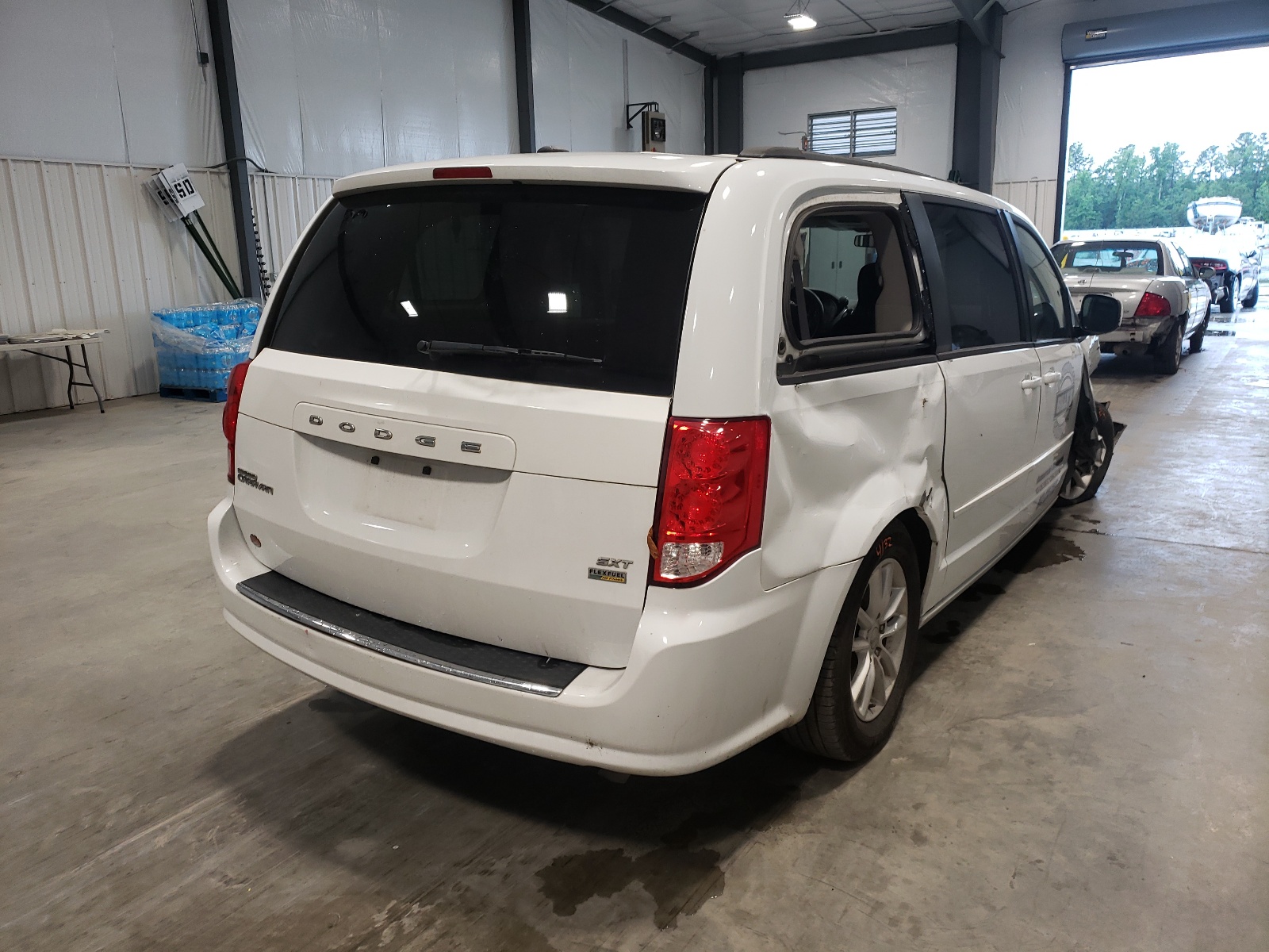 صورة رقم 4 من المزاد - 2016 DODGE GRAND CARA مع VIN 2C4RDGCGXGR395964