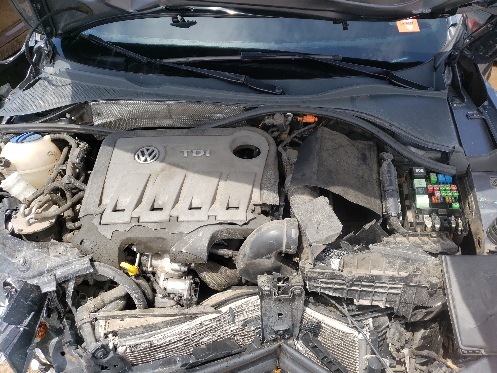 Photo 7 from auction – 2014 VOLKSWAGEN PASSAT SE with VIN 1VWBN7A35EC069894