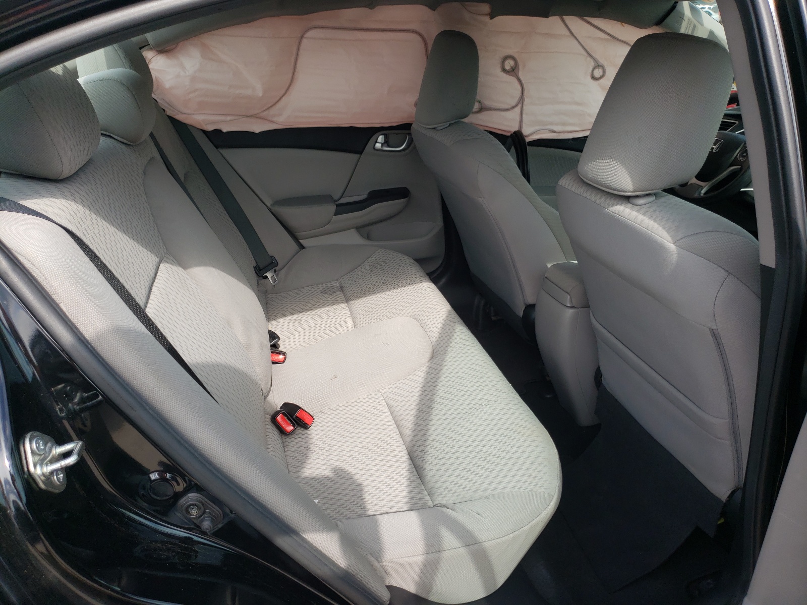 Photo 6 from auction – 2015 HONDA CIVIC LX with VIN 2HGFB2F57FH566567