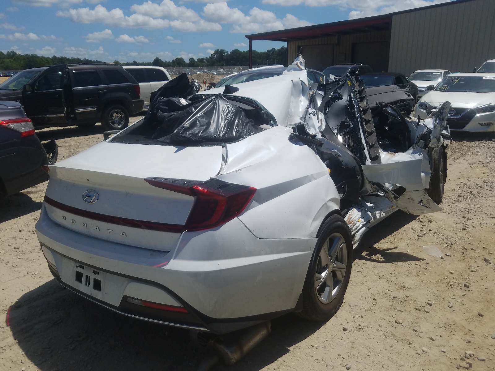 Photo 4 from auction – 2021 HYUNDAI SONATA SE with VIN 5NPEG4JA4MH072201