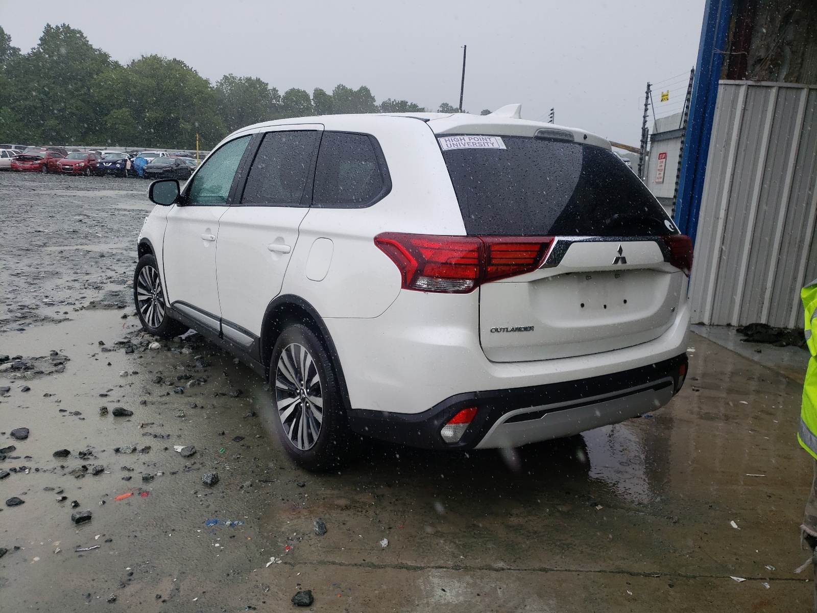 Photo 3 from auction – 2020 MITSUBISHI OUTLANDER with VIN JA4AD3A38LZ015570