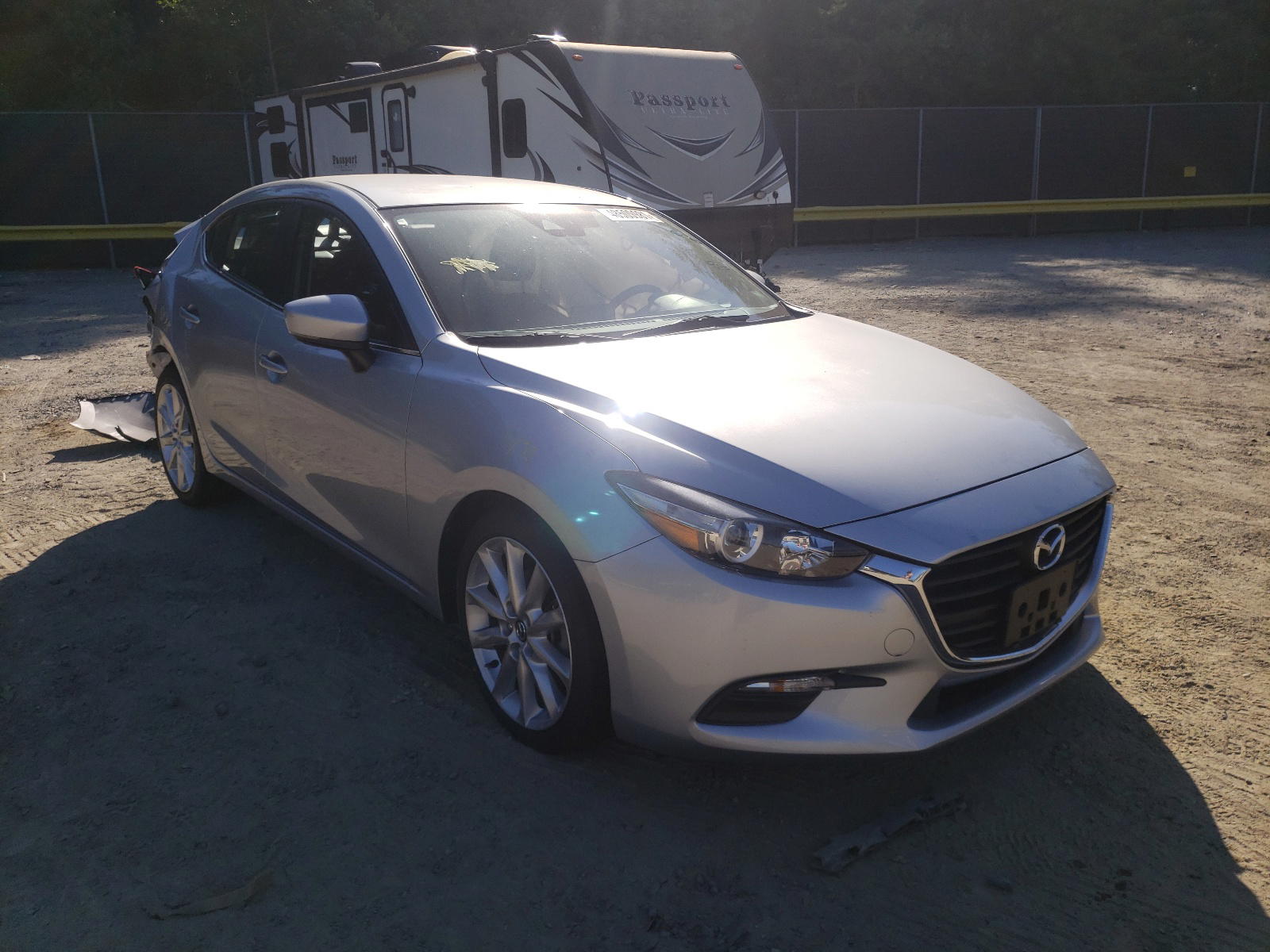 MAZDA 3 TOURING 2017 with VIN 3MZBN1V71HM123852 - Photo from auction