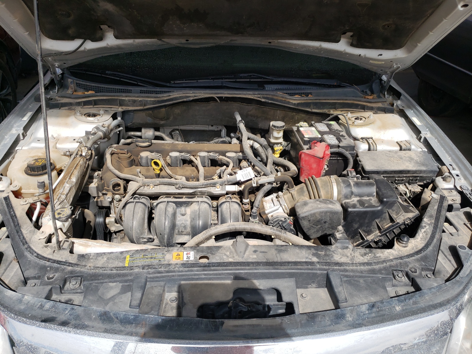 Photo 7 from auction – 2012 FORD FUSION SE with VIN 3FAHP0HA4CR170481