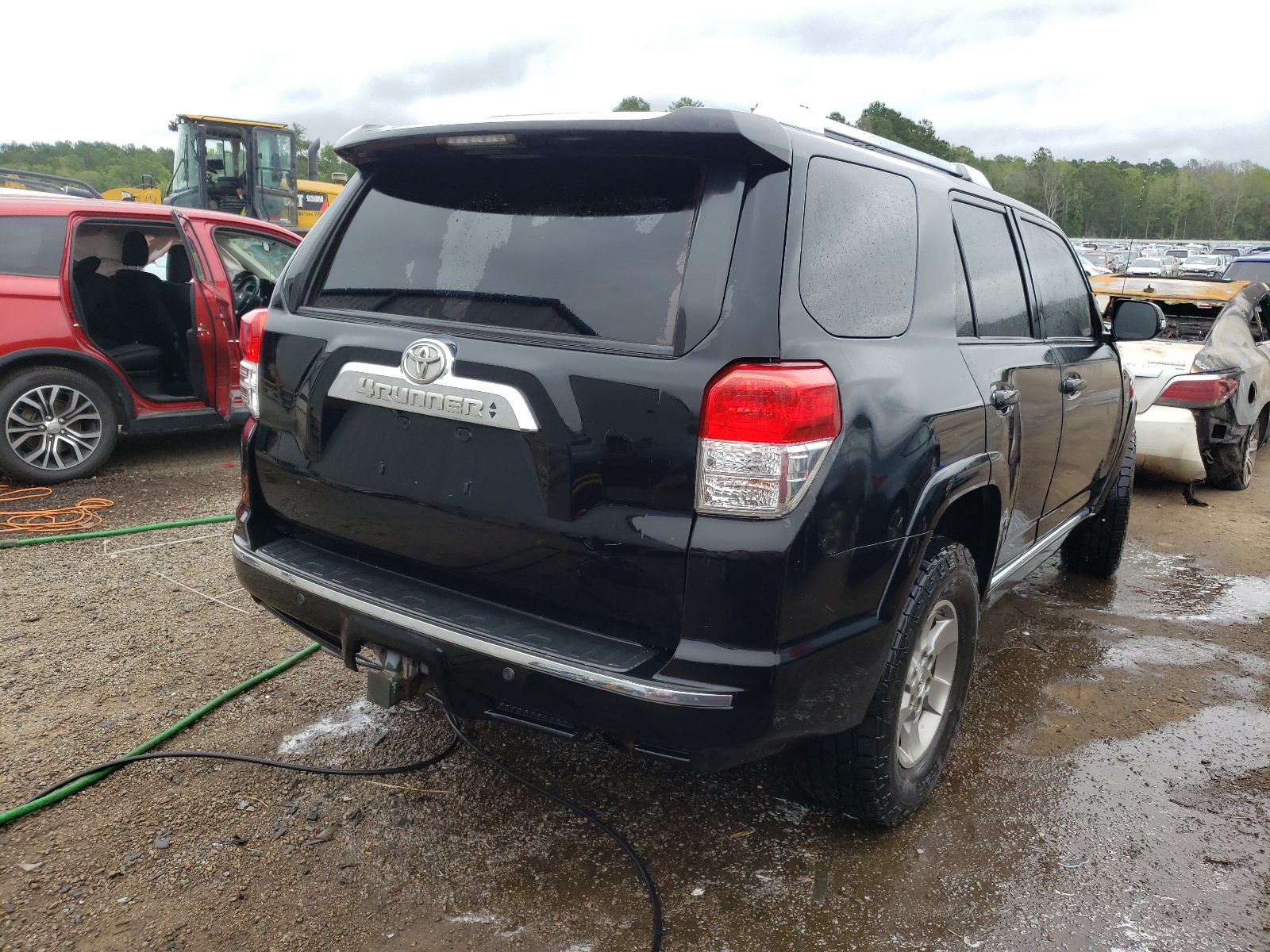 Photo 4 from auction – 2010 TOYOTA 4RUNNER SR with VIN JTEBU5JR5A5030960