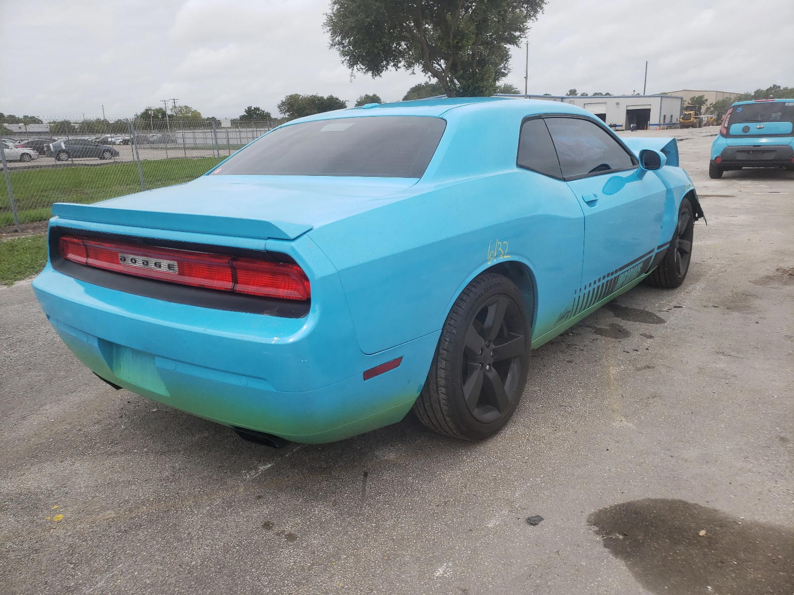 Photo 17 from auction – 2014 DODGE CHALLENGER with VIN 2C3CDYAGXEH302530