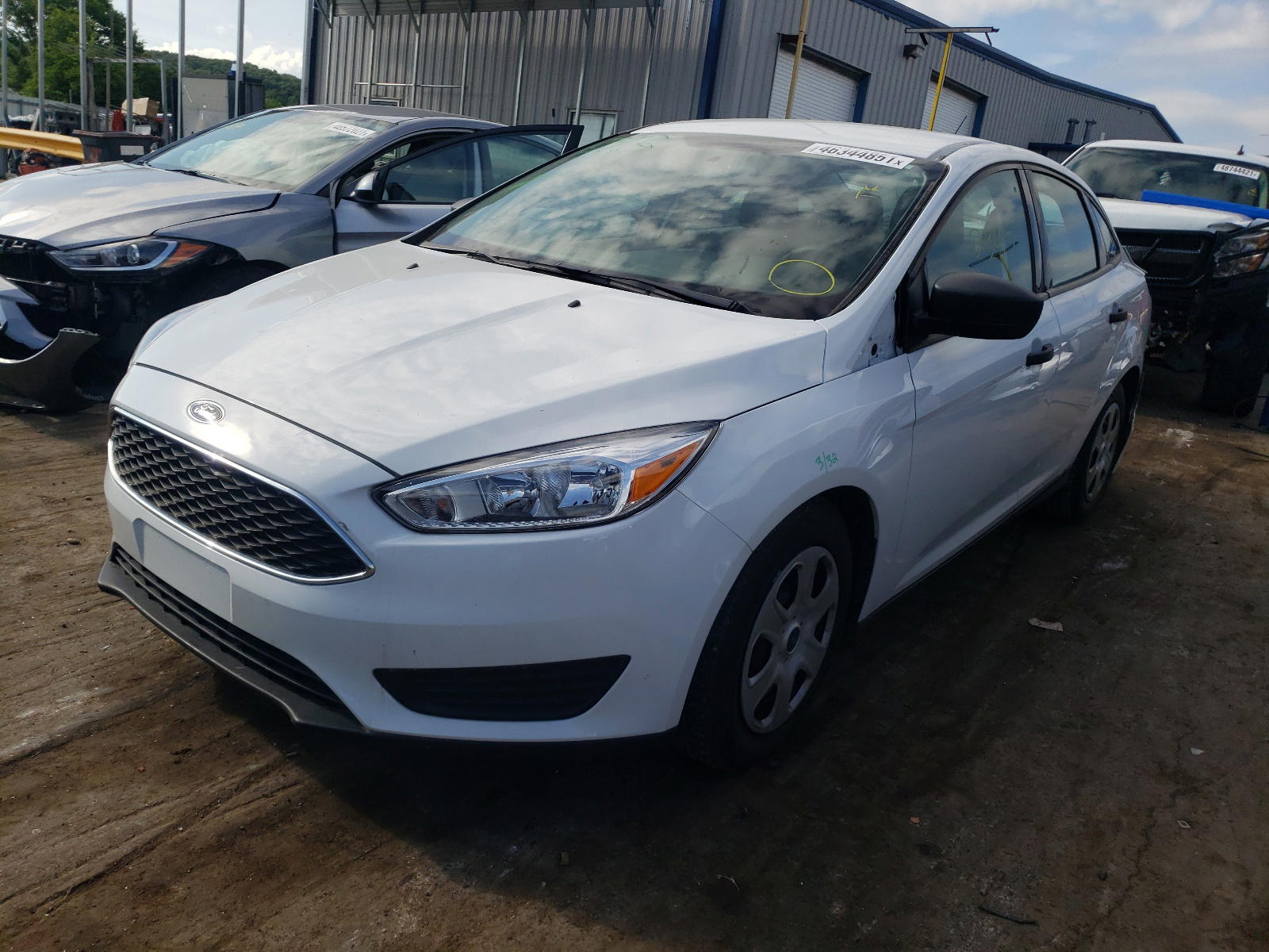 Photo 2 from auction – 2018 FORD FOCUS S with VIN 1FADP3E22JL245526
