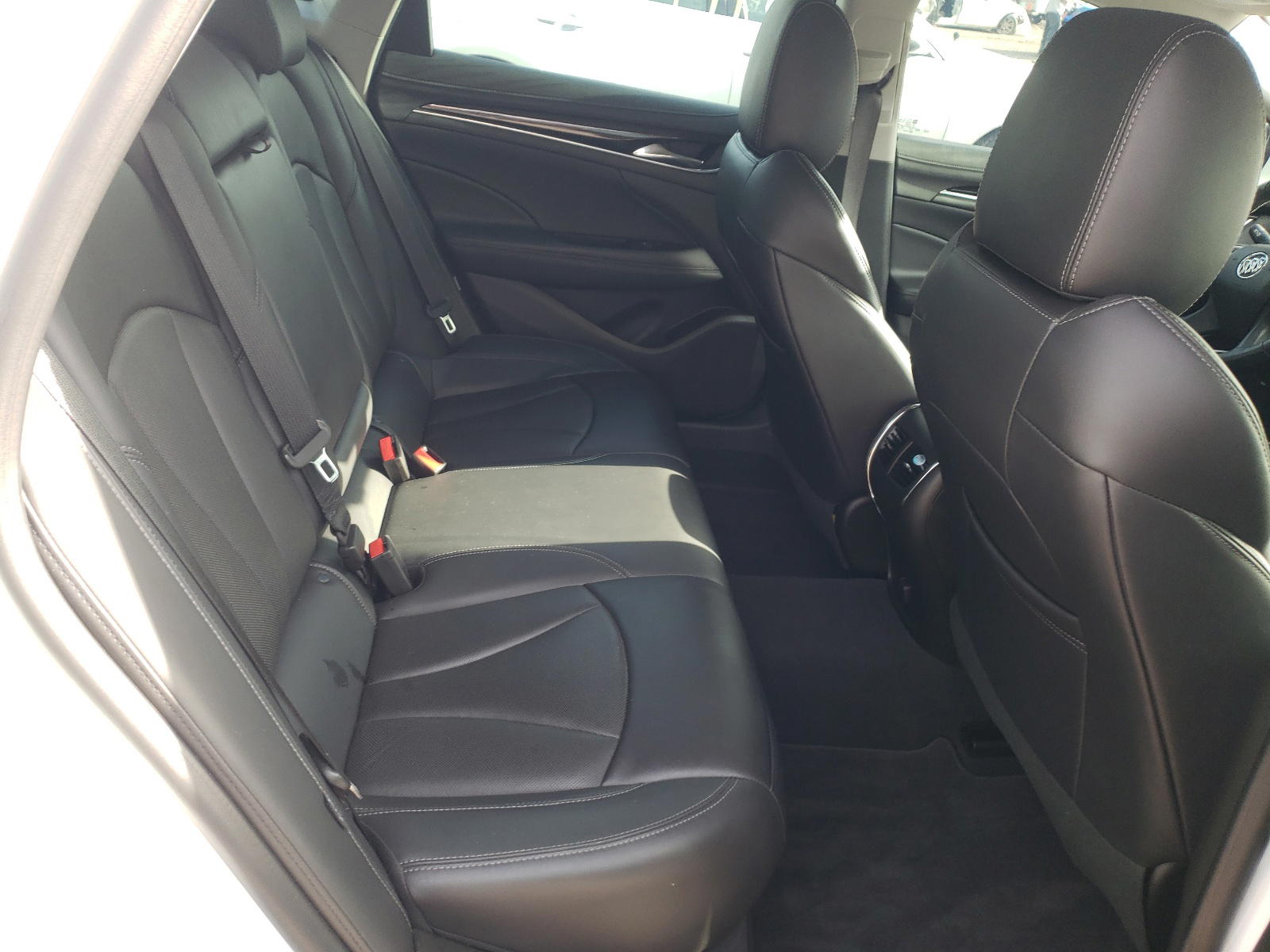 Photo 6 from auction – 2018 BUICK LACROSSE E with VIN 1G4ZP5SS4JU126768