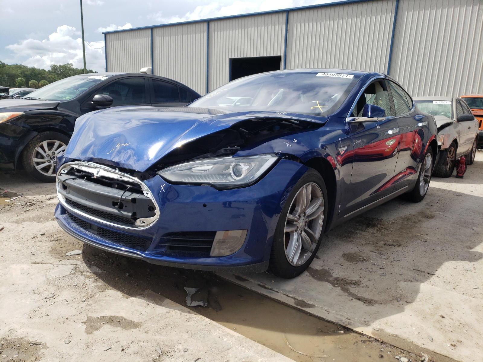 Photo 2 from auction – 2016 TESLA MODEL S with VIN 5YJSA1E13GF124174