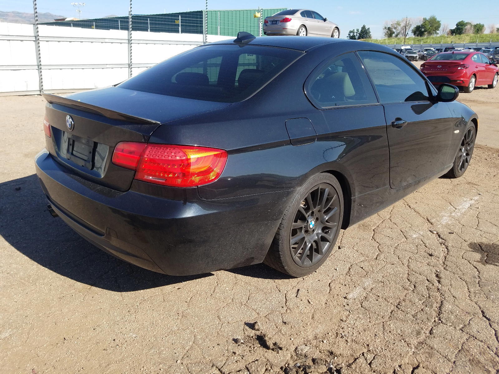 Photo 4 from auction – 2011 BMW 328 I with VIN WBAKE3C50BE768826