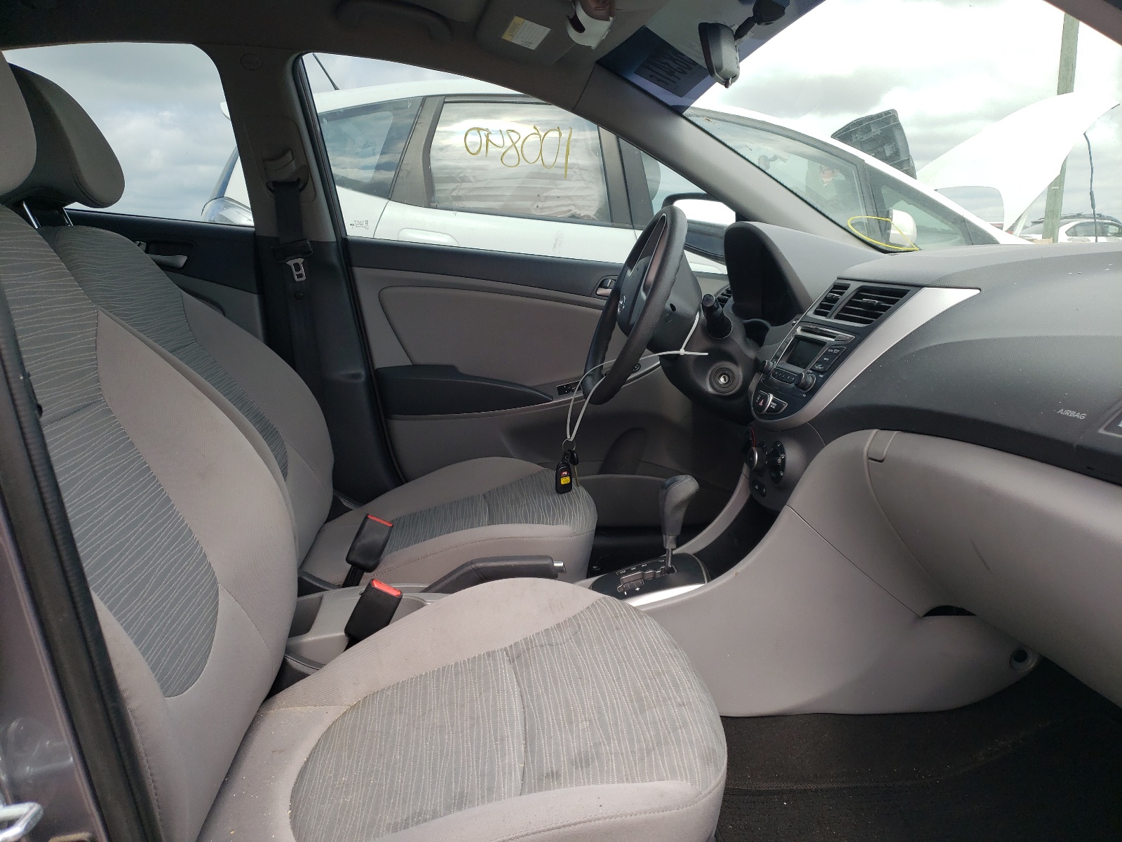 Photo 5 from auction – 2016 HYUNDAI ACCENT SE with VIN KMHCT4AE9GU970546