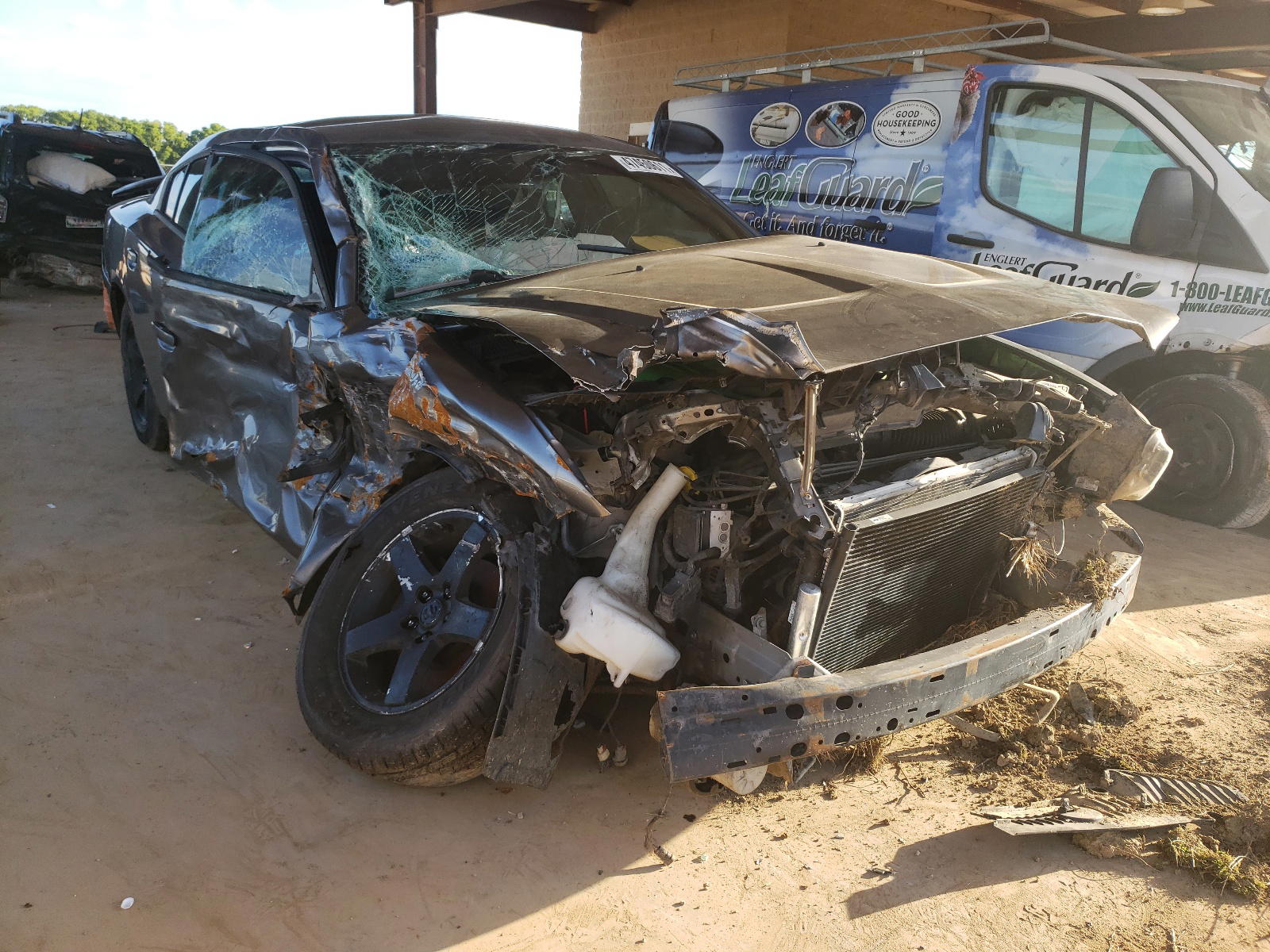 DODGE CHARGER 2011 with VIN 2B3CL3CG2BH577188 - Photo from auction