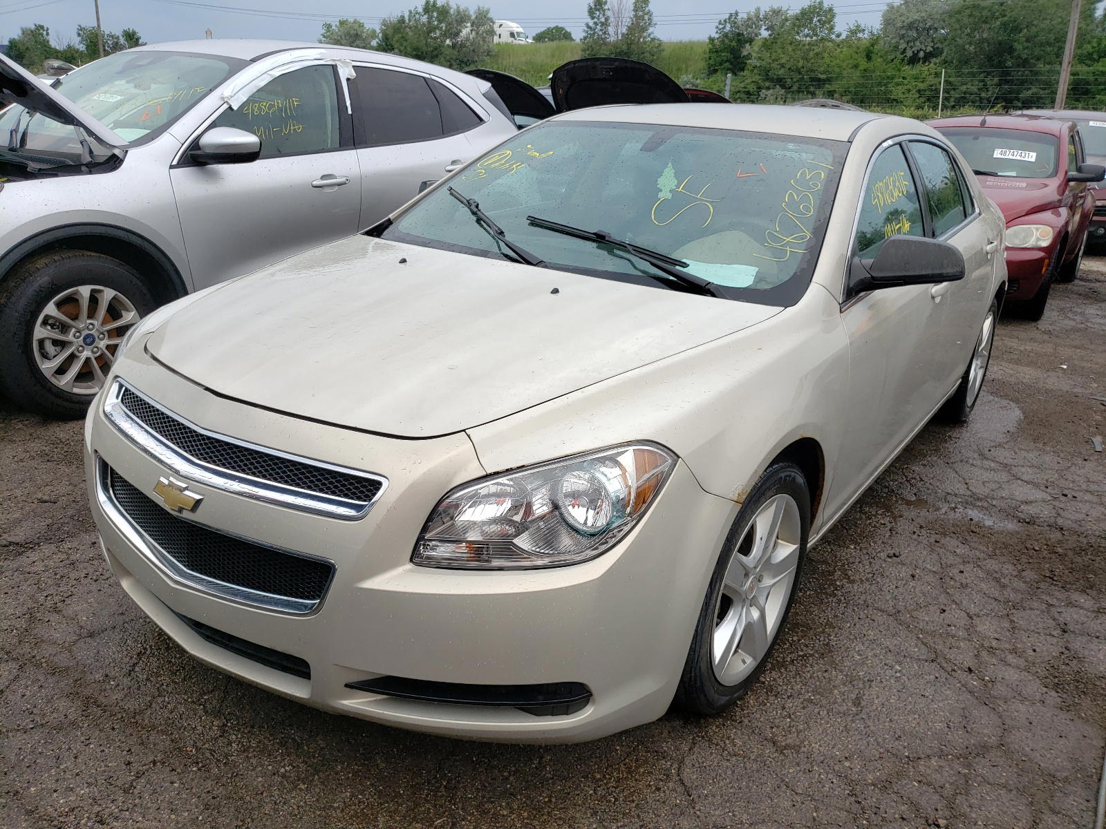 Photo 2 from auction – 2012 CHEVROLET MALIBU LS with VIN 1G1ZB5E05CF260511